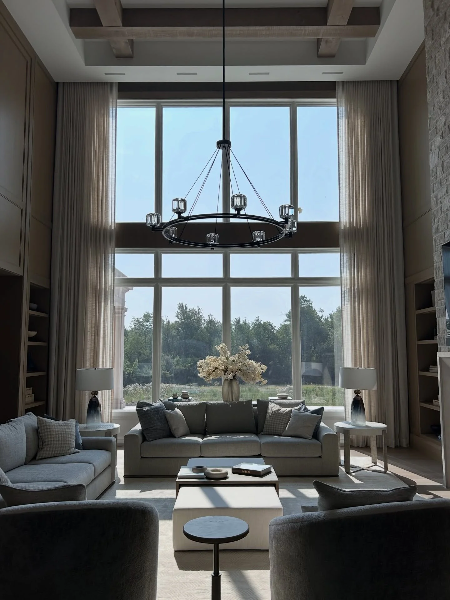 I couldn&rsquo;t think of a caption that would quite fit the astonishing beauty of this entire space&hellip;

The architecture, the view, and the way these custom sheers soften the space while elevating it entirely.

Proof that thoughtful window trea