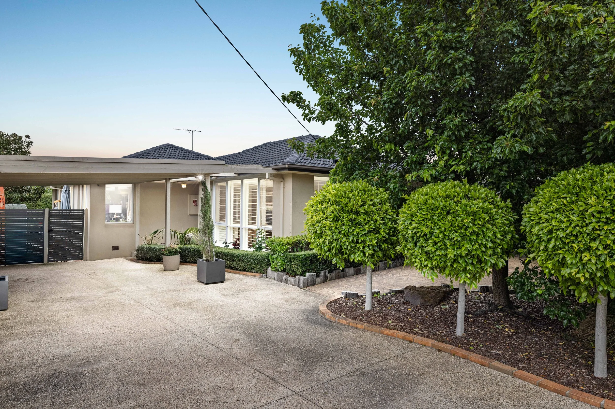 12.11.2025 - 6 KARINA STREET MORNINGTON-1.jpg