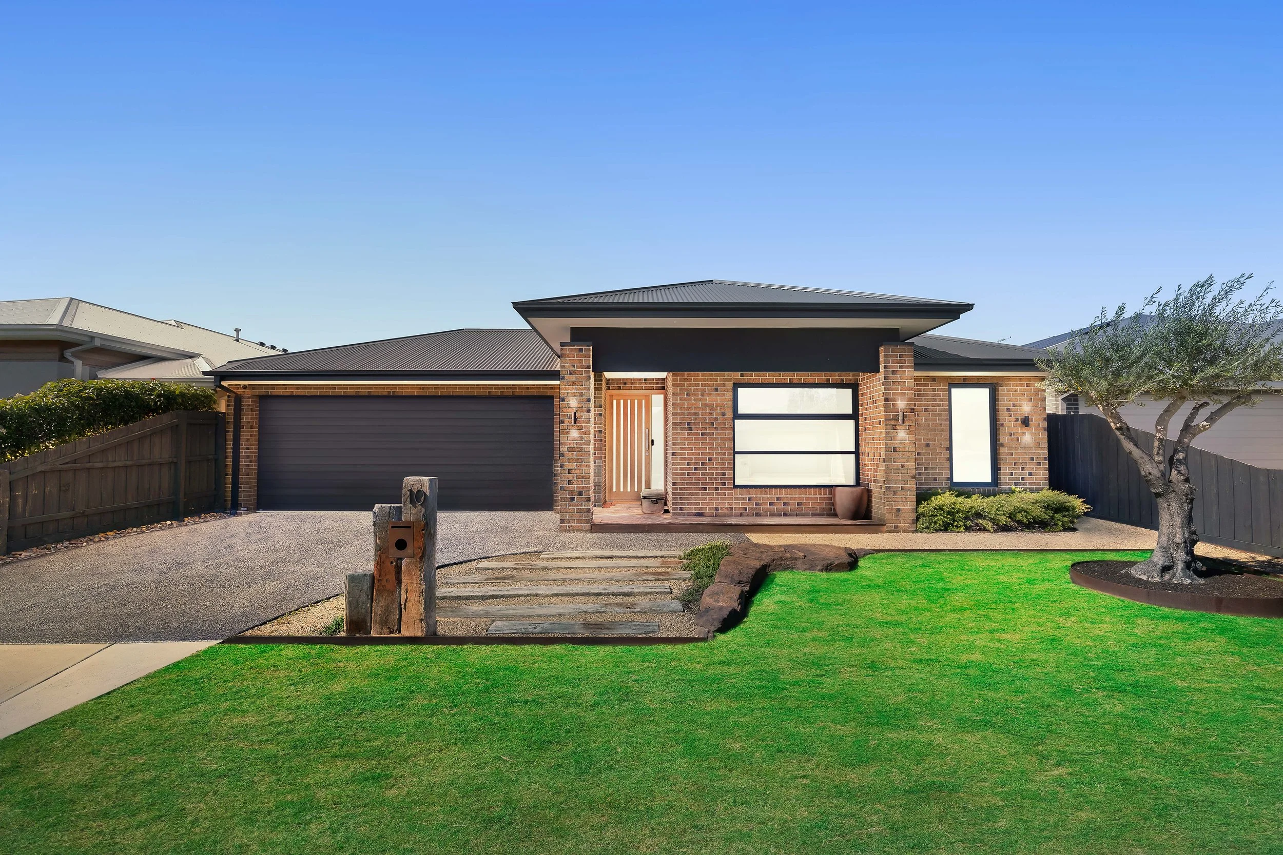 28.10.2025 - 10 ALAN GEORGE TERRACE SOMERVILLE-1.jpg