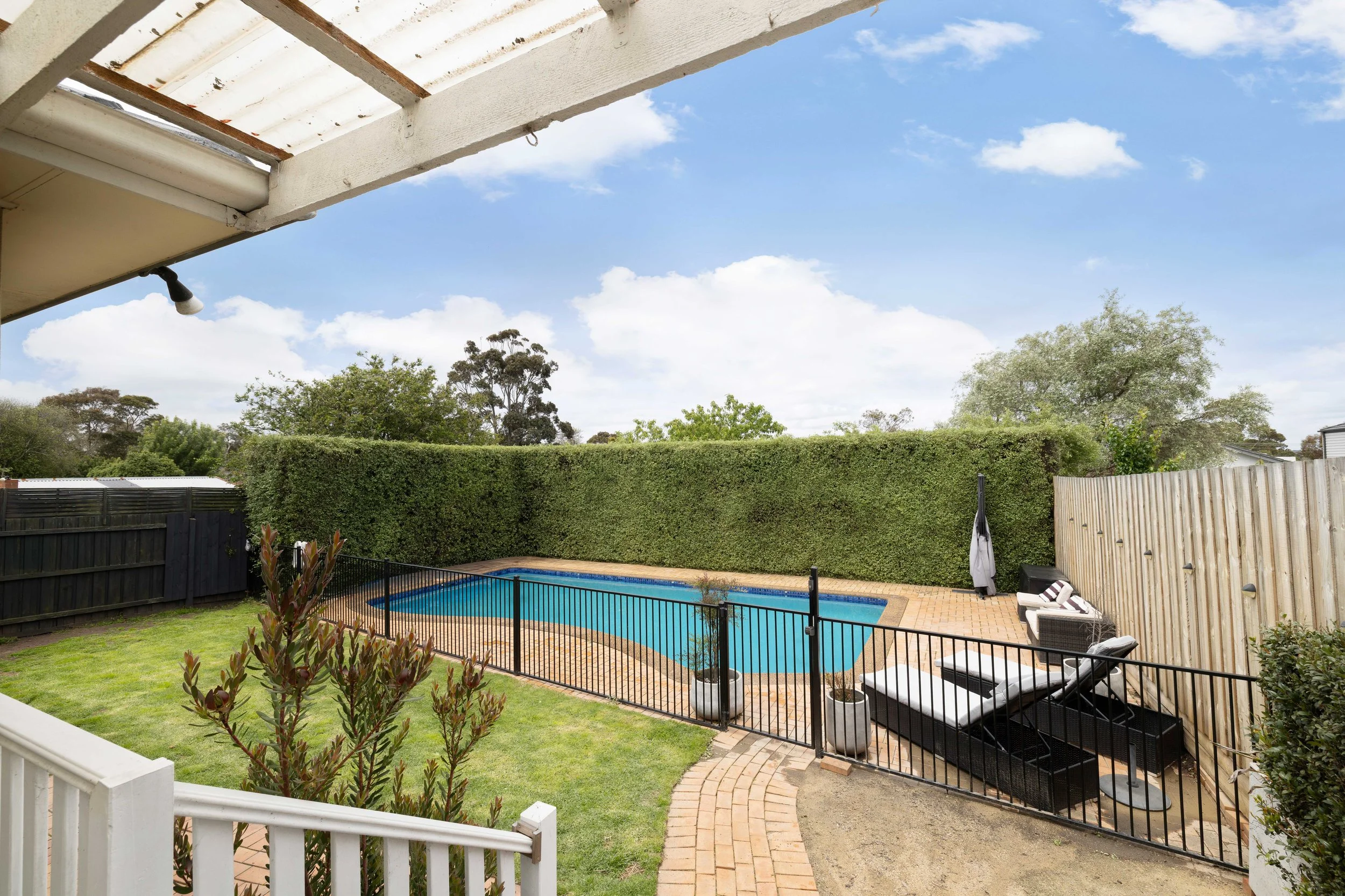 12.11.2025 - 6 KARINA STREET MORNINGTON-12.jpg