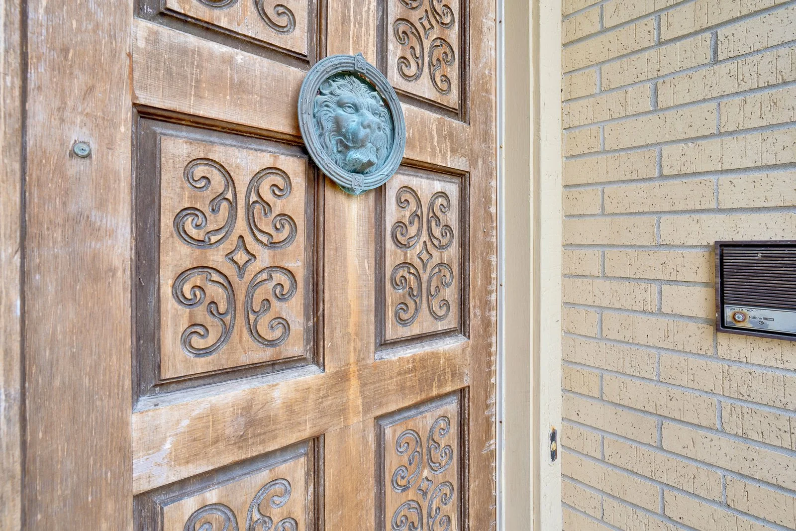 41 Carriage Hill - MLS Photos-6.jpg