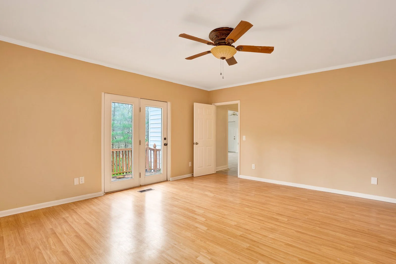 41 Carriage Hill - MLS Photos-18.jpg