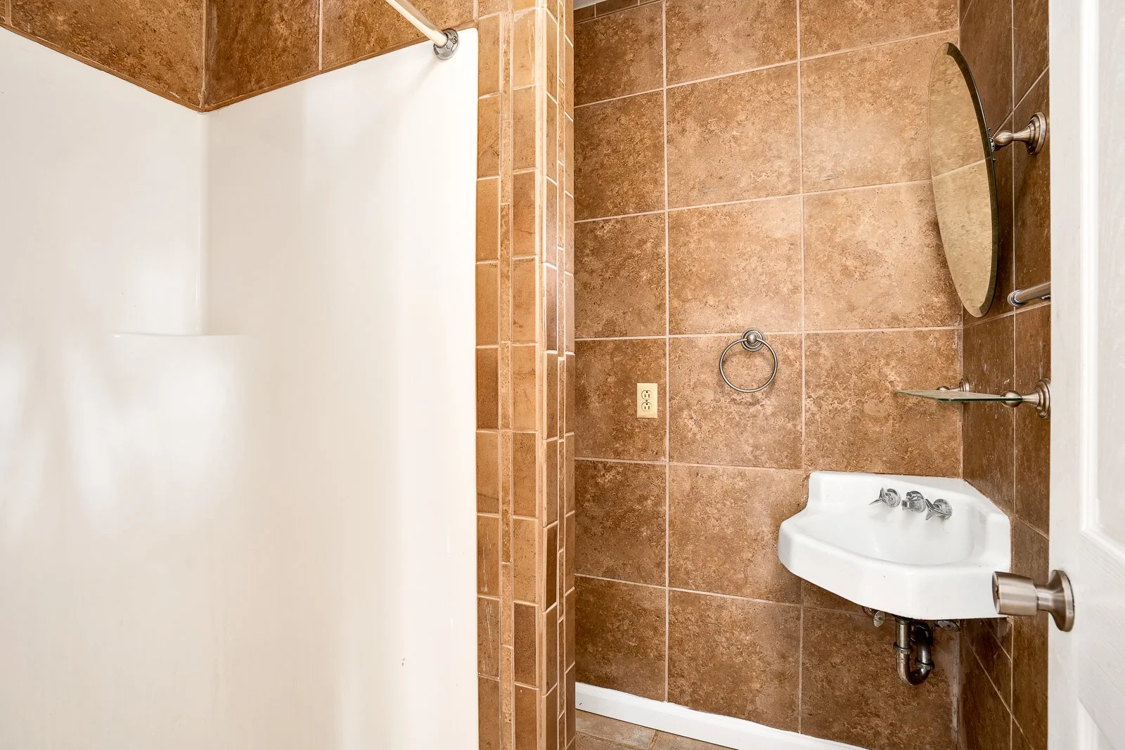 41 Carriage Hill - MLS Photos-29.jpg