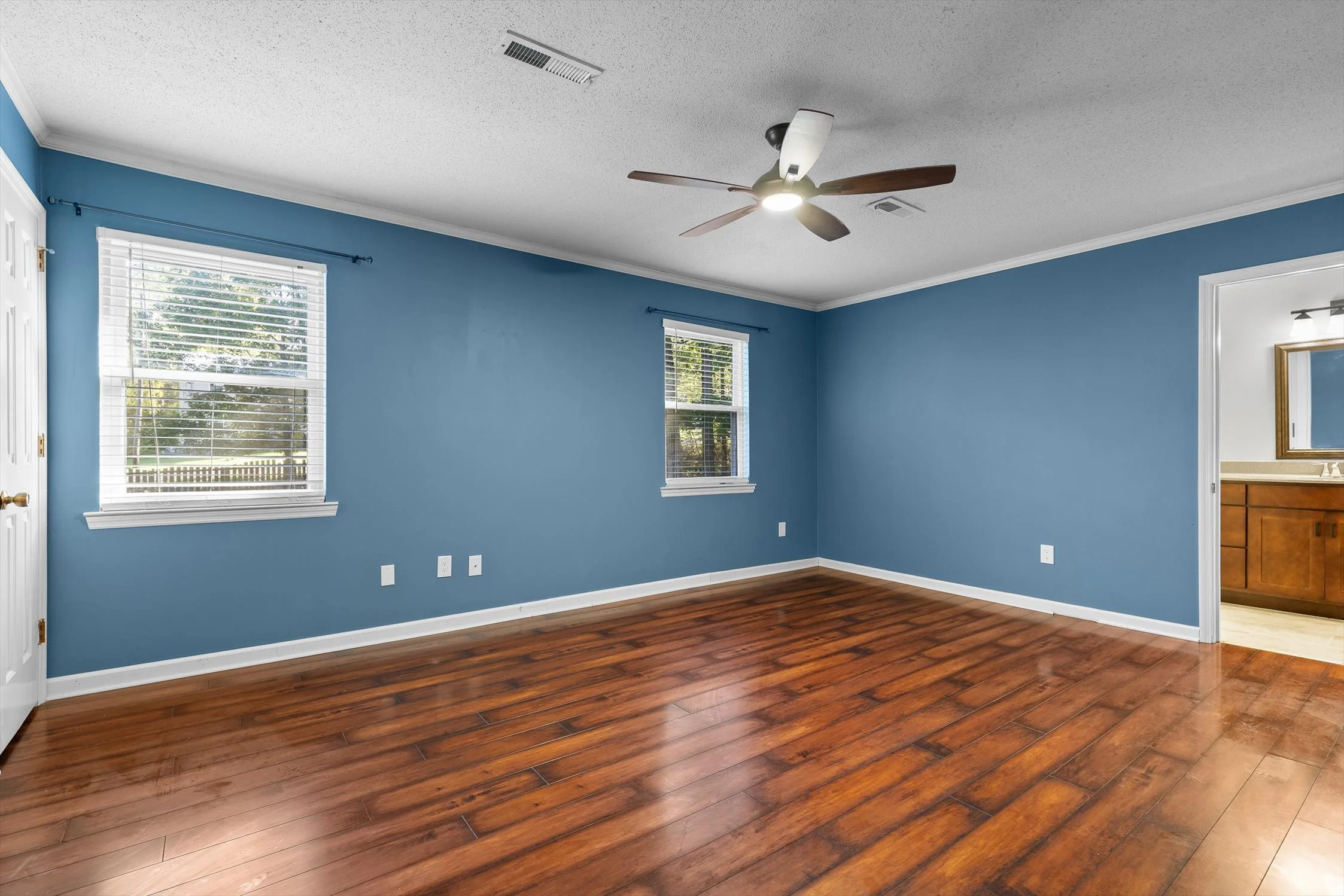 19-Autumn Way-18.jpg