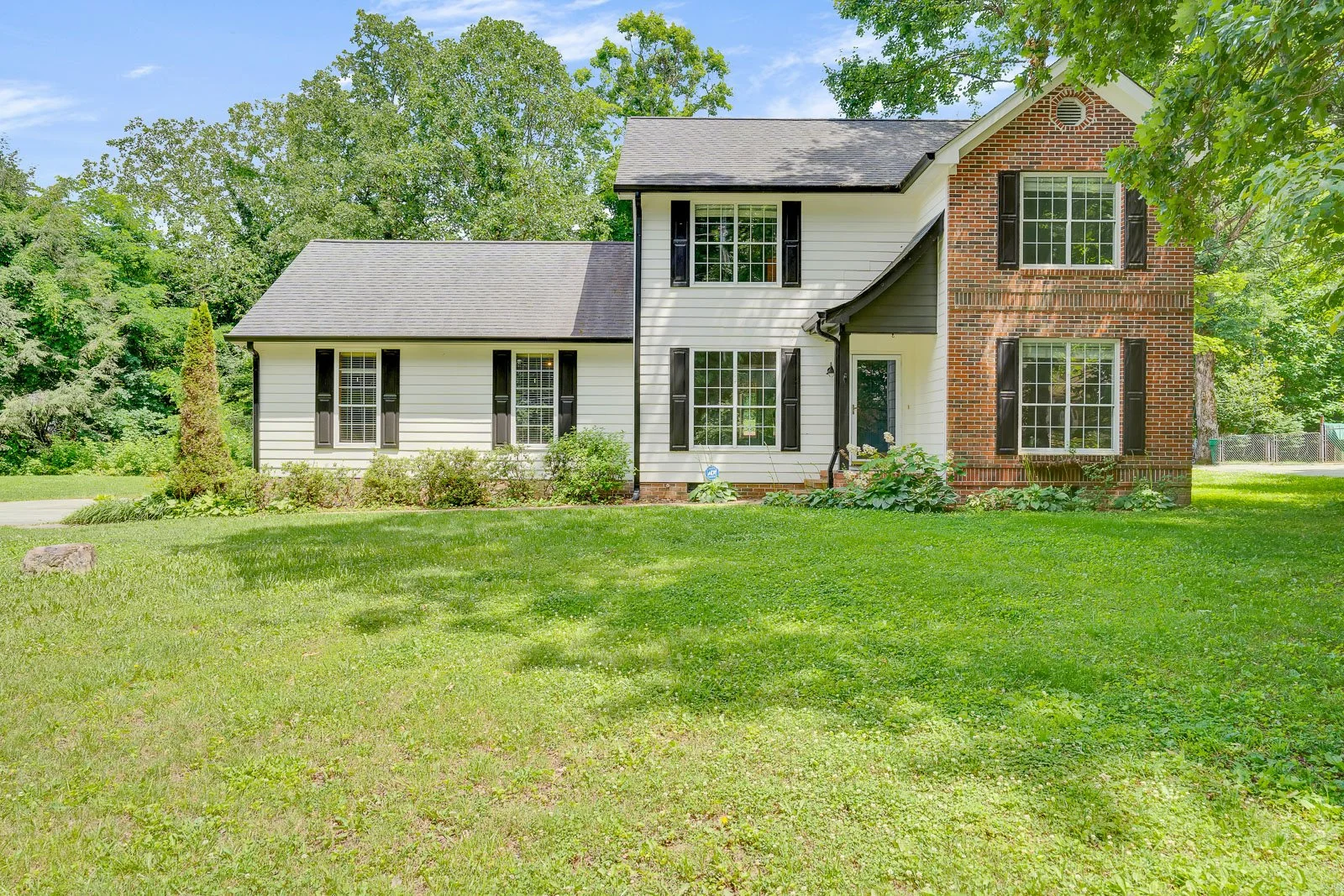 2104 Mourning Dove Lane