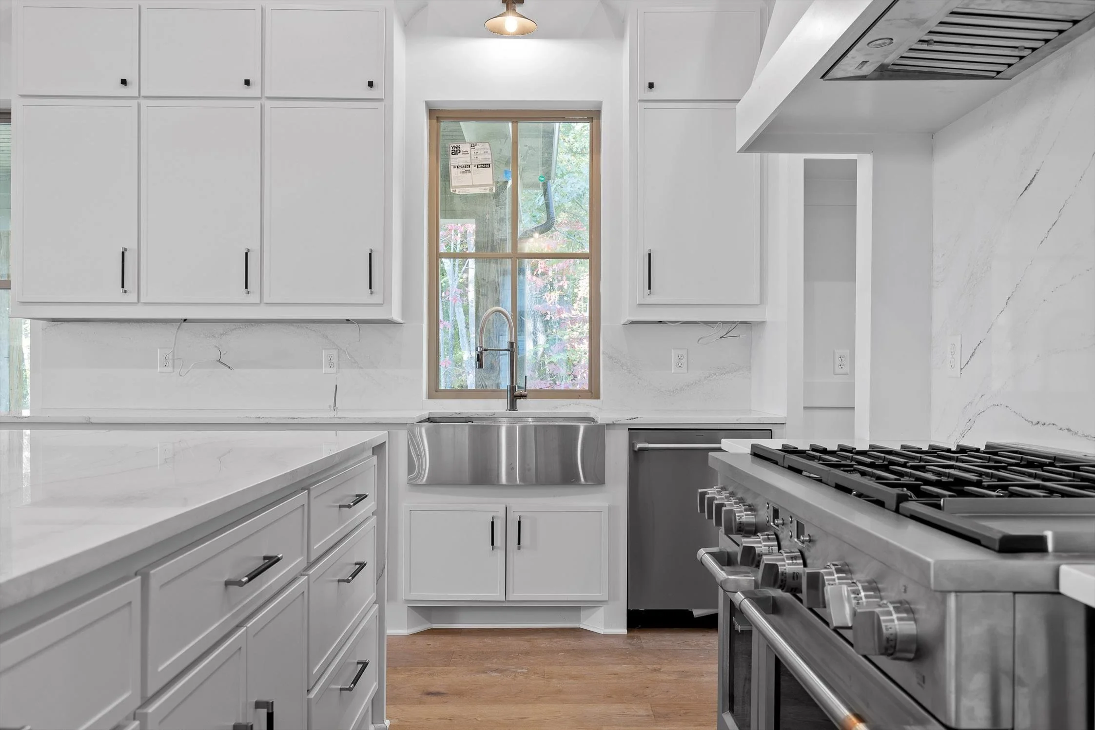 08-Mountain Laurel-4.jpg