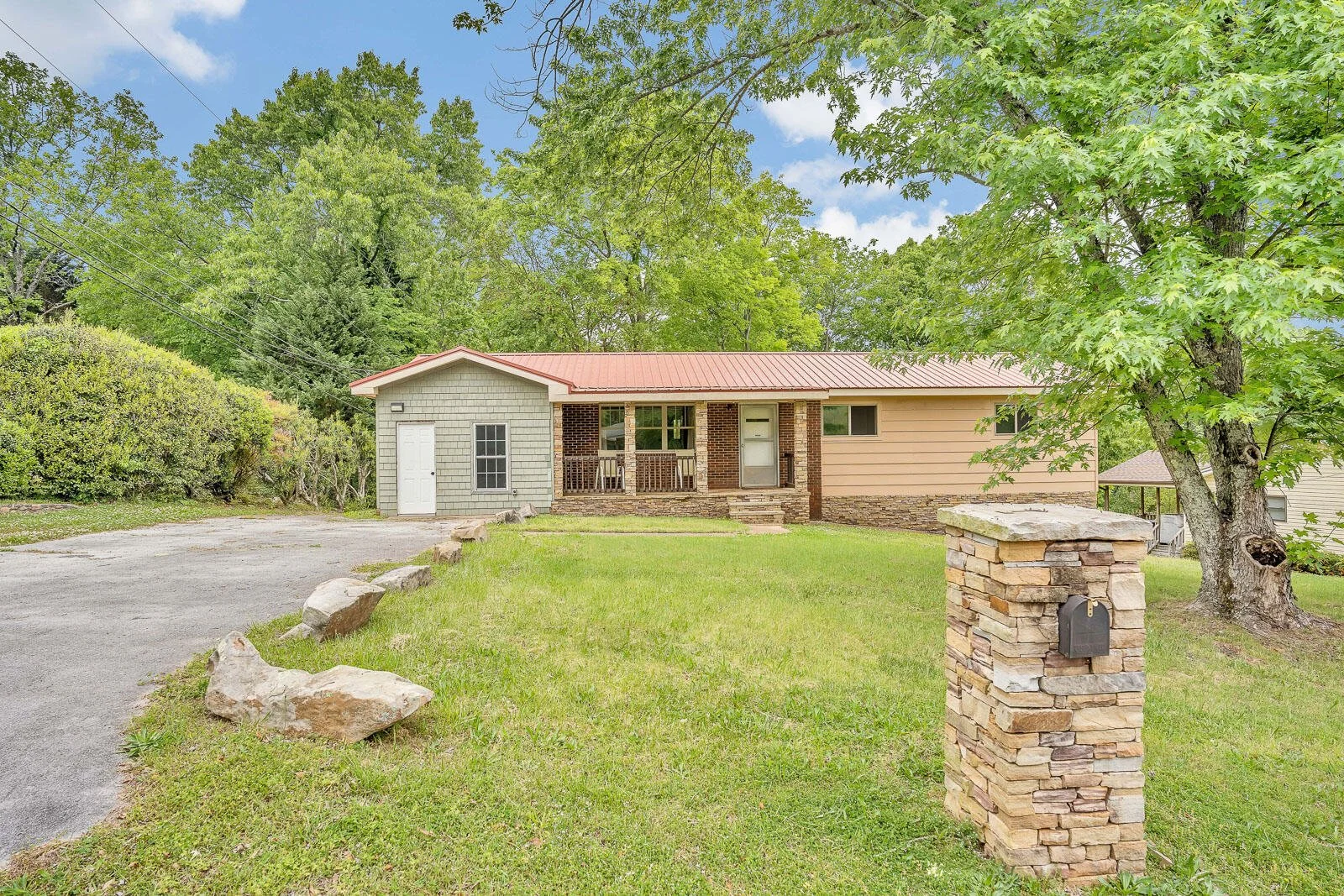 4452 Koblan Court, Hixson