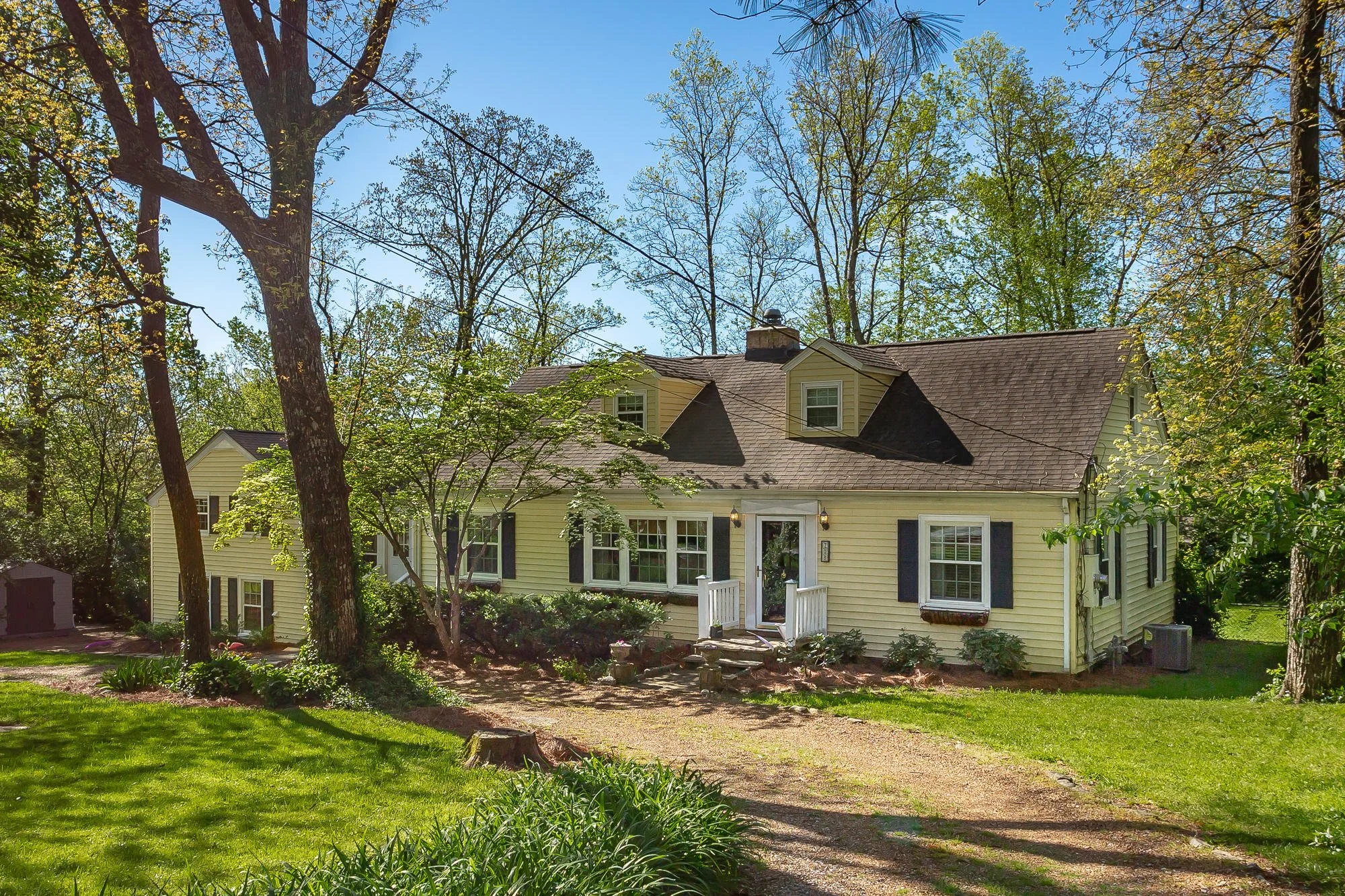 208 Red Riding Hood Trail, Lookout Mountain