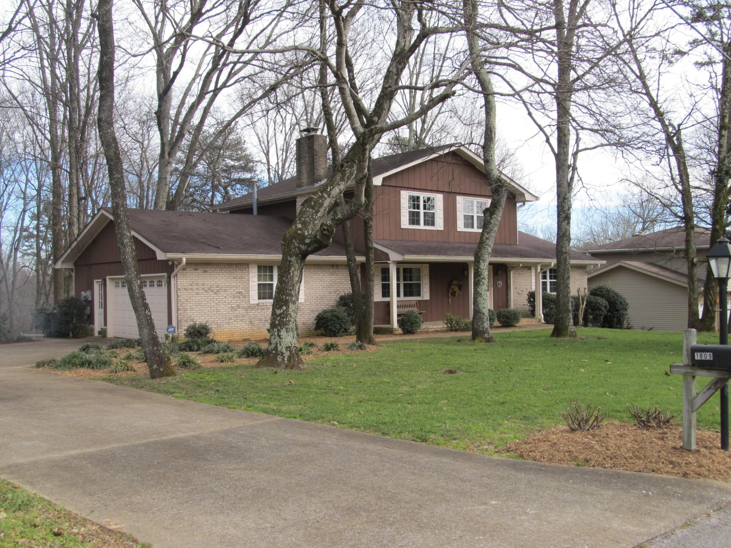 1809 Hidden harbor Road, Hixson