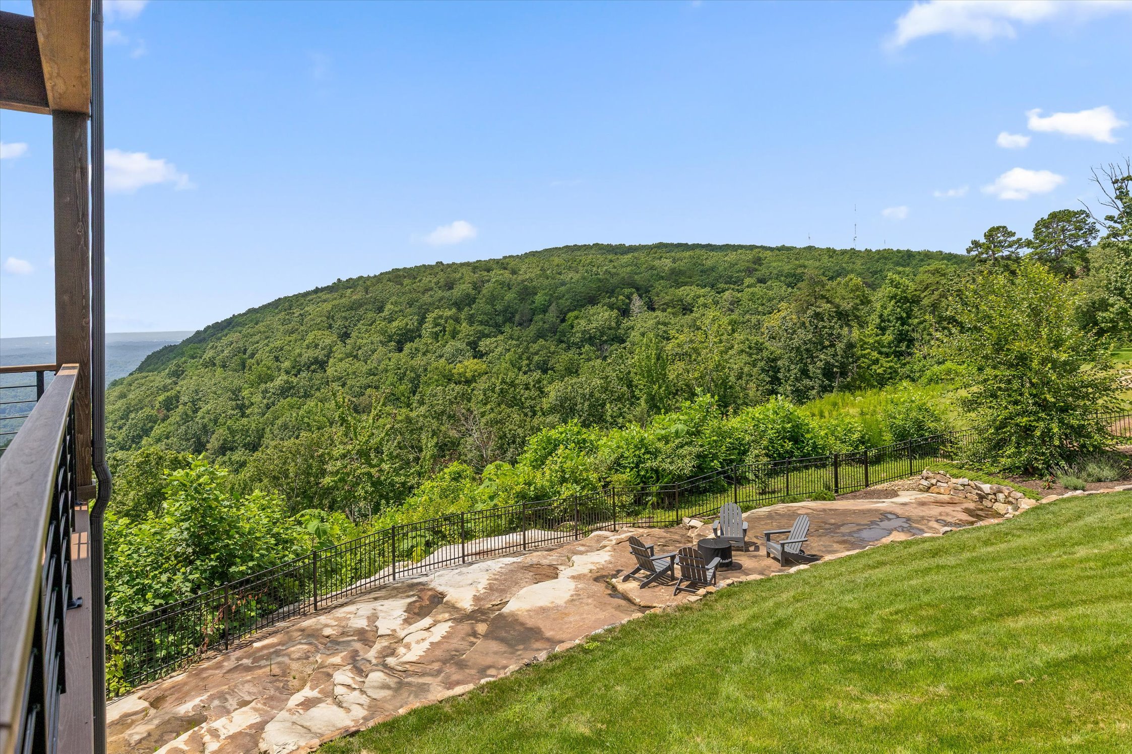 10-Mountain Laurel Trail-10.jpg