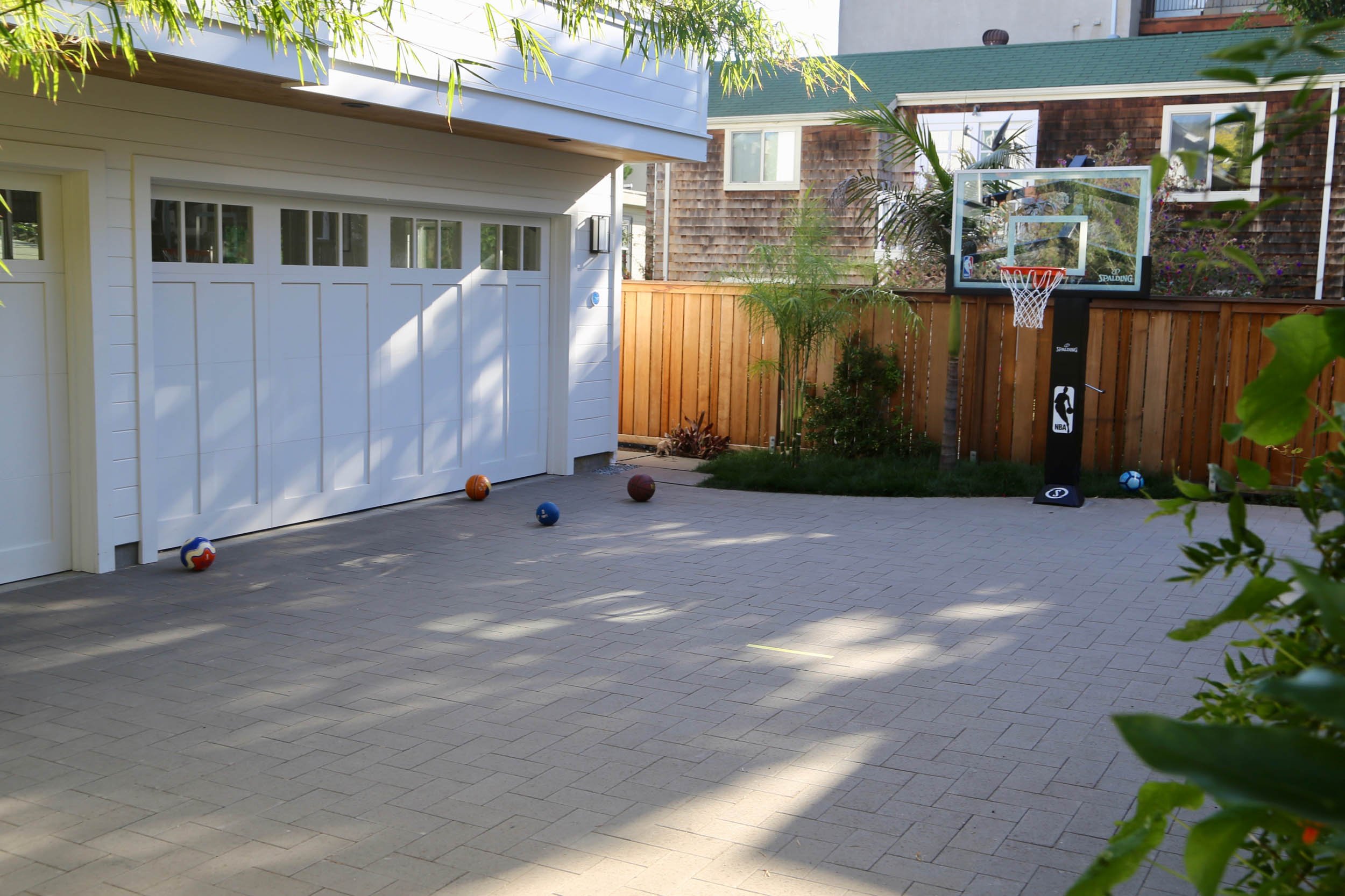 16 Driveway Design Build Play Hoop Fence.jpg
