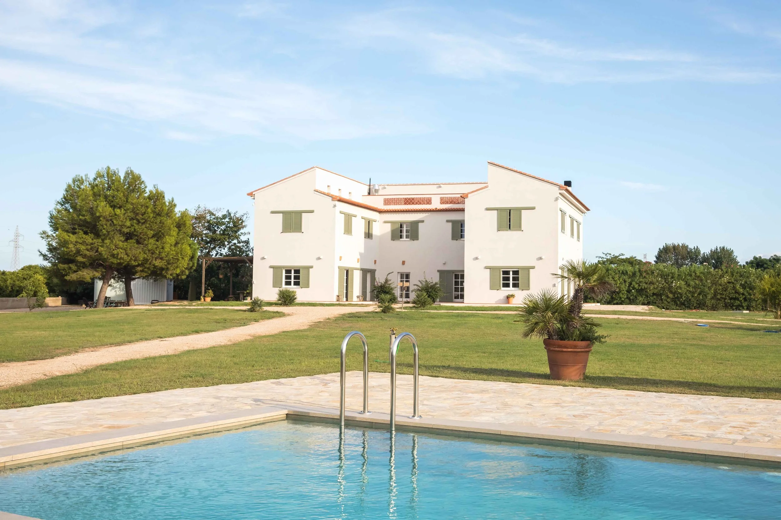 DEEP DIVE Yoga Retreat OLIVA SPAIN with Caramia Tambornino
