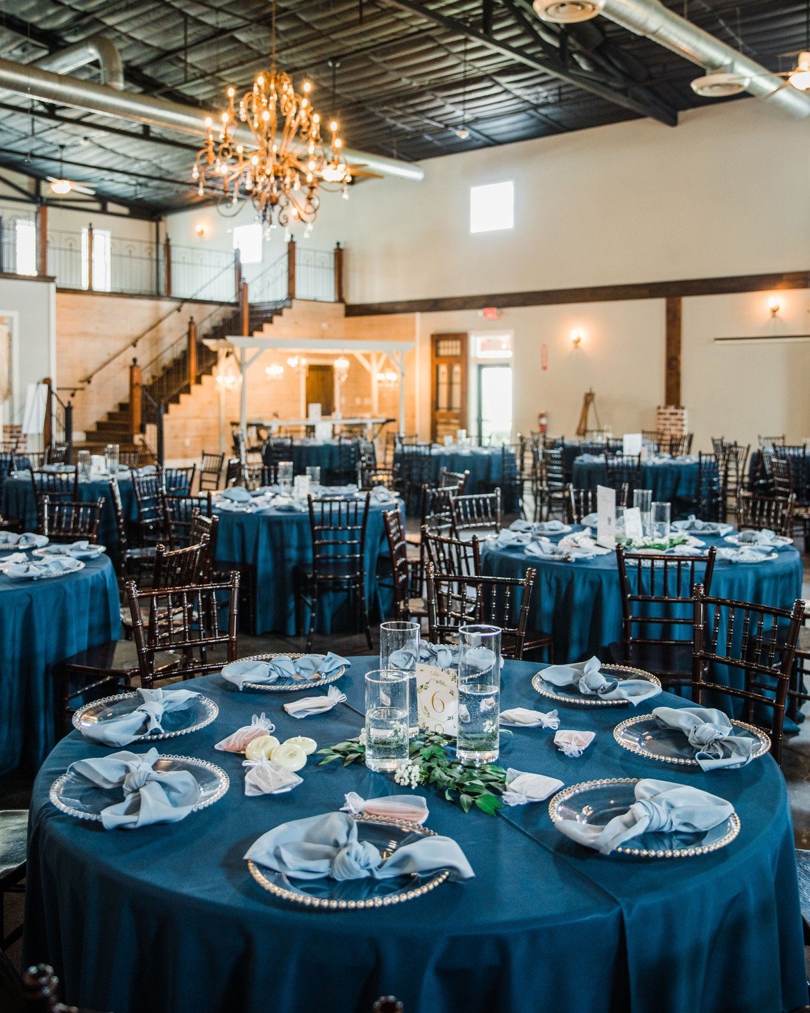 ✨ Why Couples Love All-Inclusive Weddings

Planning a wedding comes with a lot of moving pieces. That&rsquo;s why many couples love the simplicity of an all-inclusive wedding package.

With experienced vendors, coordination, and key services already 