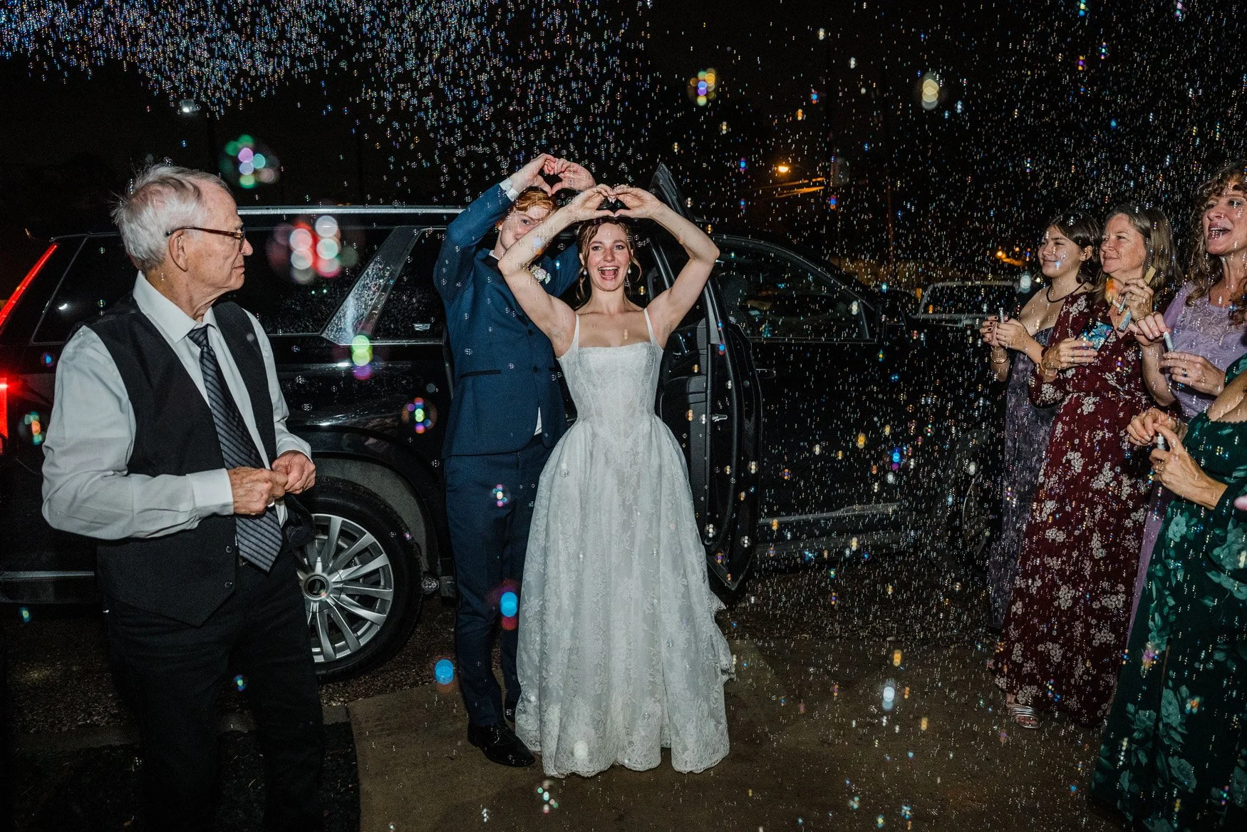 Happy Saturday from Hochzeit Hall ✨

There&rsquo;s just something about a wedding weekend in Old Town Spring 🤍

The excitement, the getting-ready moments, the music starting in the chapel, the glow of the chandeliers once the dance floor fills up&he