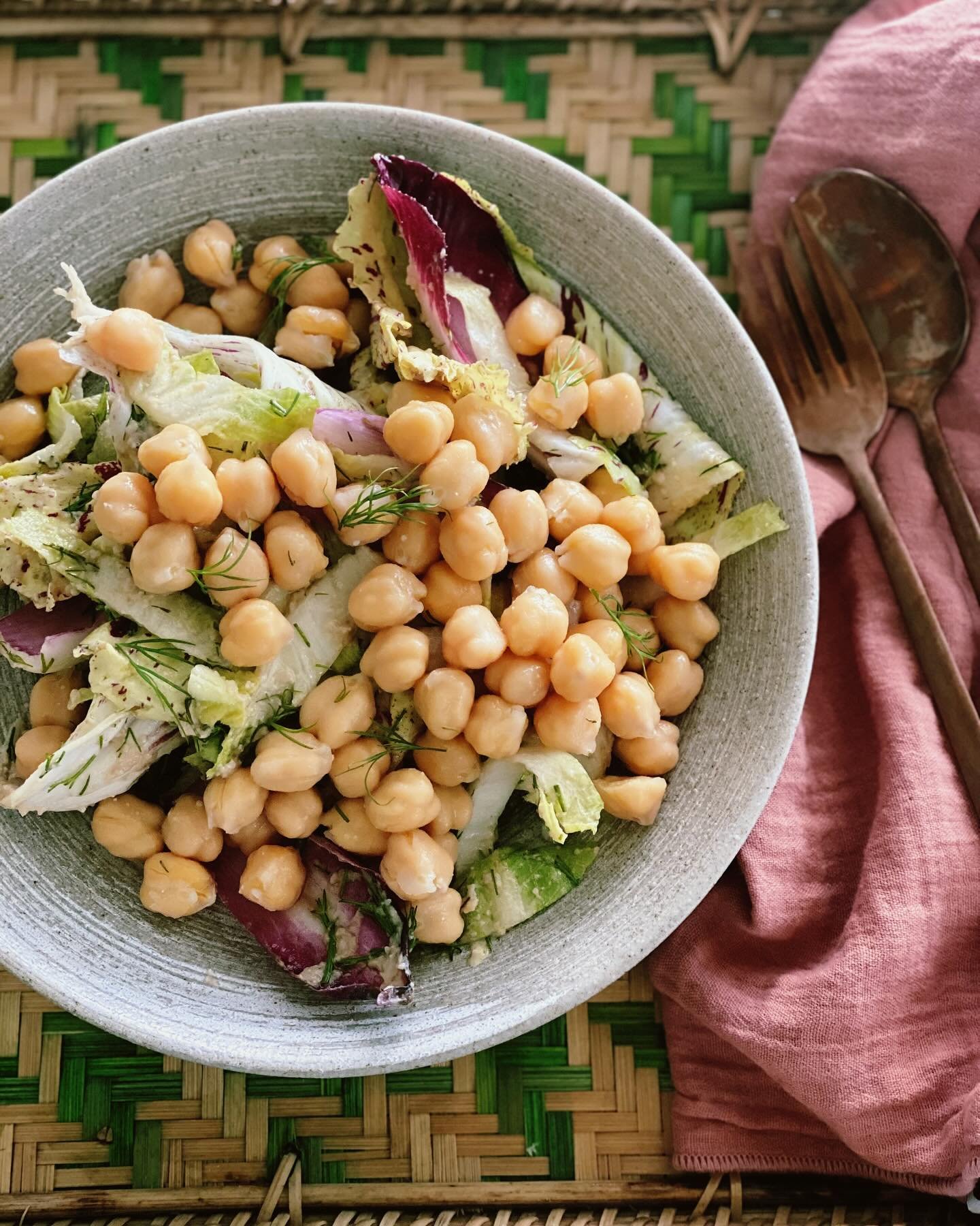 🥗 Spring is here, and after a season of rich foods, our taste buds are ready for the blissful combination of savoury umami flavours and seasonal freshness. 

Chickpea &amp; Bitter Leaf Salad with an anchovy and parmesan dressing. 🌿

This salad is n