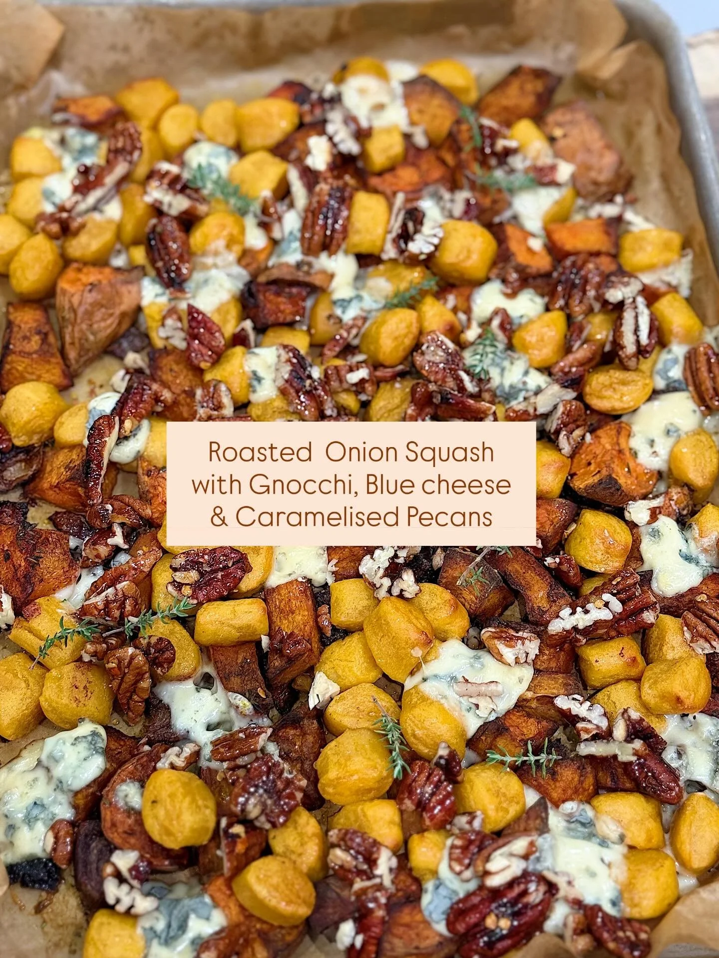 ✨ Simple Seasonal Supper ✨
A wholesome, comforting dish to celebrate autumn’s best produce 🍂
Ingredients at a glance:
🎃 Squash & sweet potato
🧅 Red onion & thyme
🌶️ Chilli flakes & cinnamon
🥣 Gnocchi
🧀 Blue cheese
🌰 Maple pe