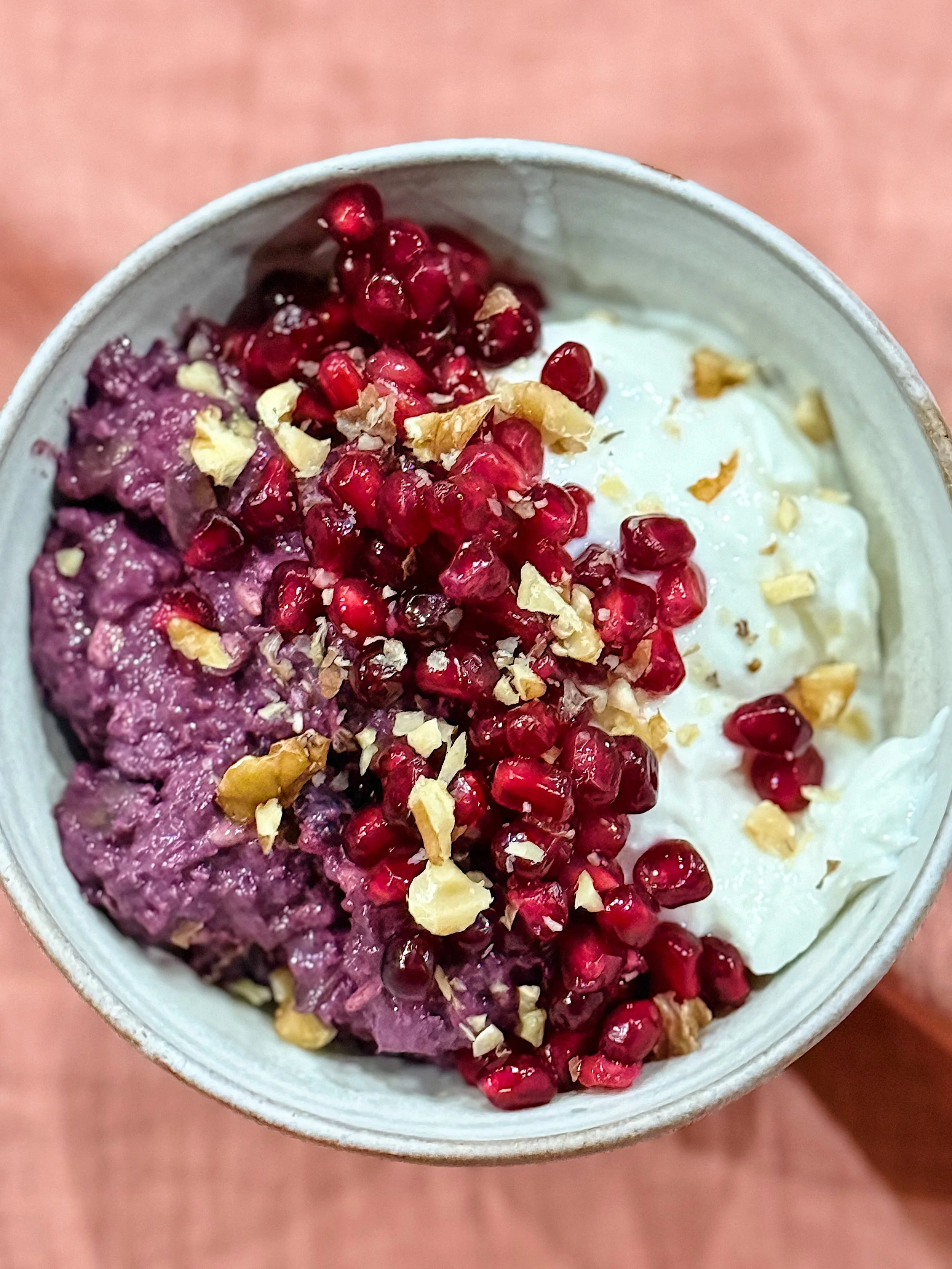 Black Raspberry &amp; Bilberry Chia Bowl