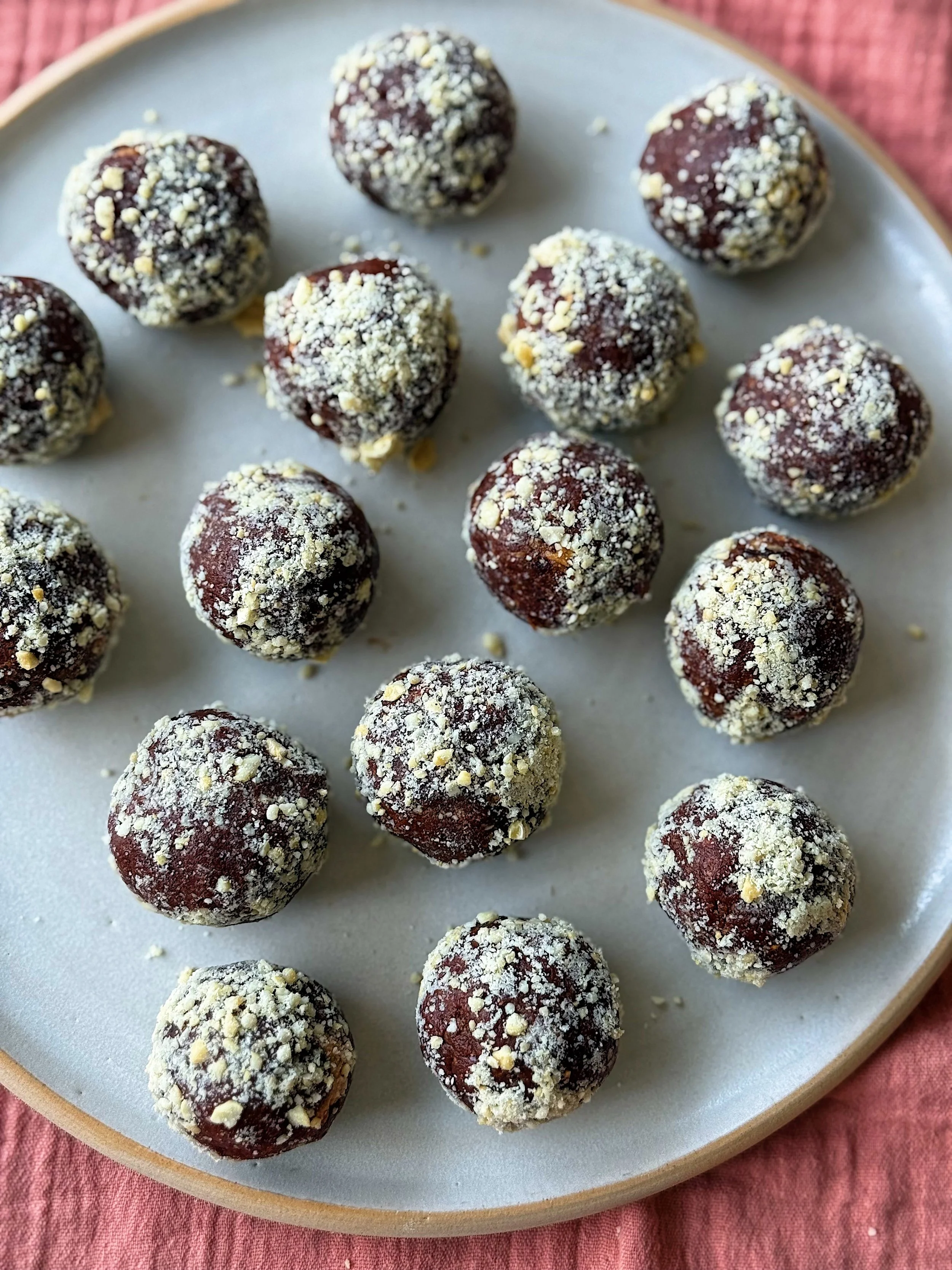 Snickers Energy Bites with collagen