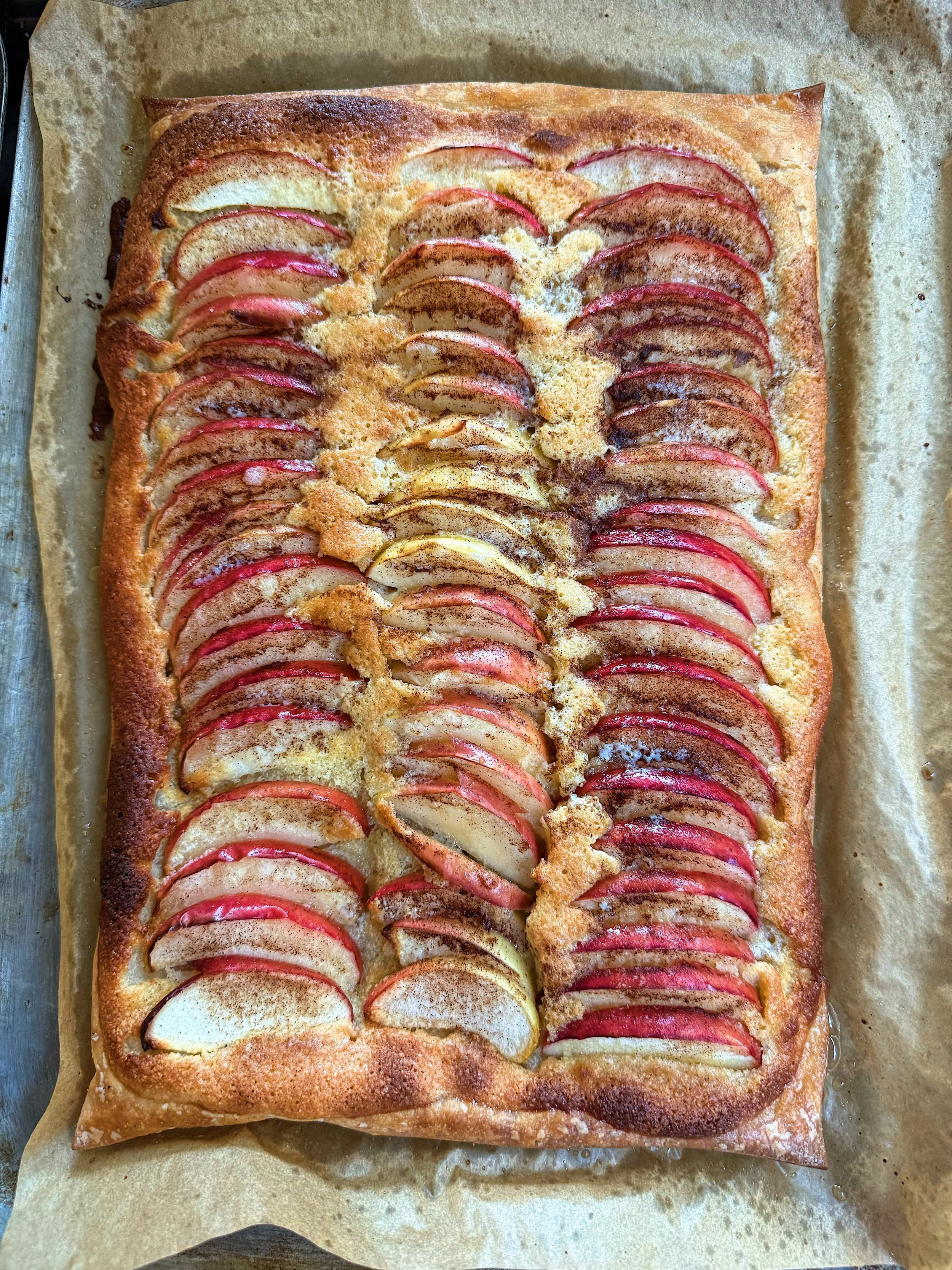 Apple &amp; Cinnamon Frangipani Tart