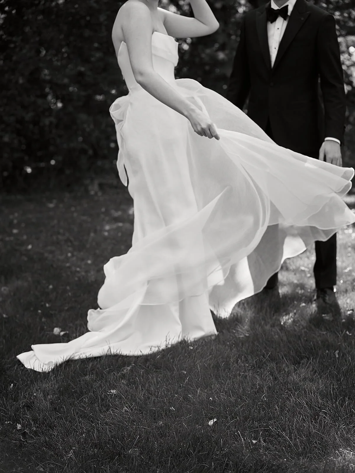 A little look at Sara and Ben&rsquo;s wedding &mdash; Ricky&rsquo;s magical photos, plus we&rsquo;re channeling his vibe for the selections.

 📷 @rickyrodriguezphoto

⠀⠀⠀⠀⠀⠀⠀⠀⠀