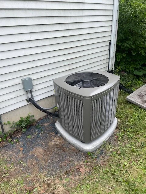 Professional air conditioner repair by Universal Home Services