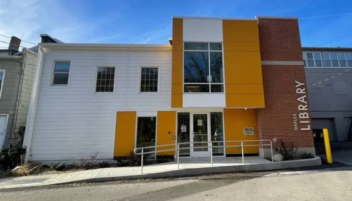 Naples Public Library