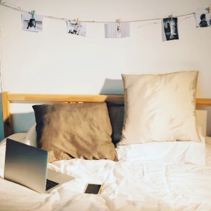 Are you ready to conquer the thrilling (and slightly overwhelming) world of college dorm shopping? 🎉🛒 Here are some suggestions for transforming your dorm room from cold and boring to functional and cozy! 🌟✨ Link in bio.