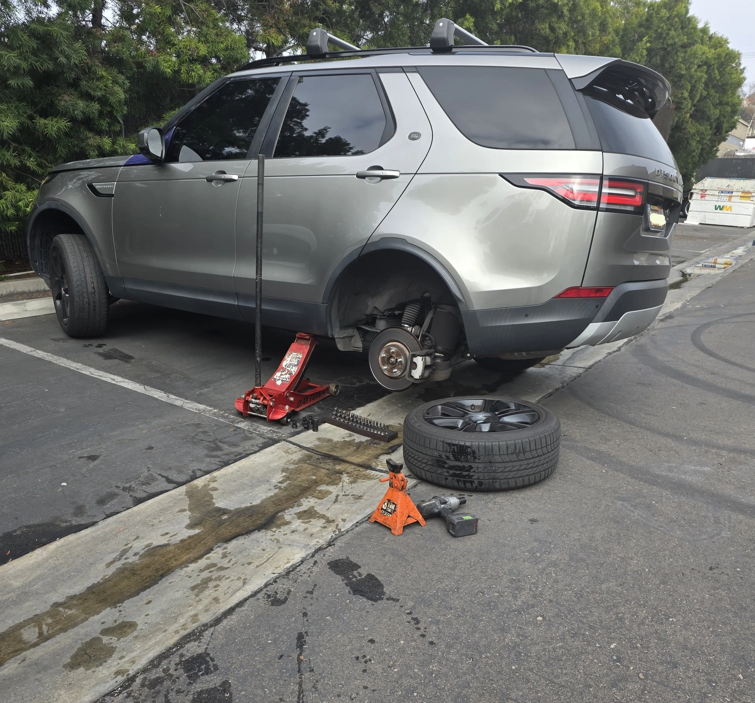 2017 Land Rover Discovery Rear Brake Service
