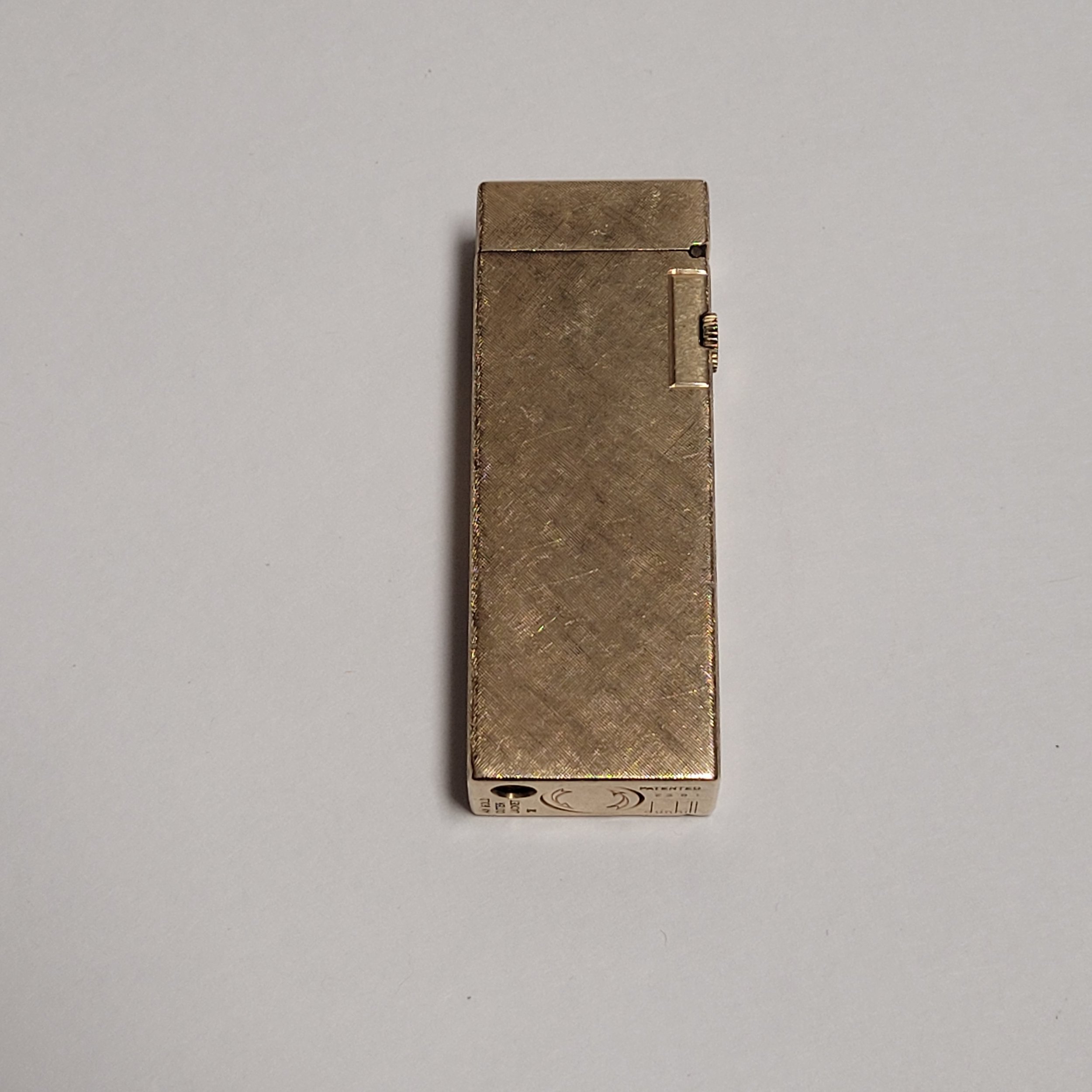 Alfred Dunhill 1960s Rollagas 14K Gold Outer Jacket — Elegant Lighters ...