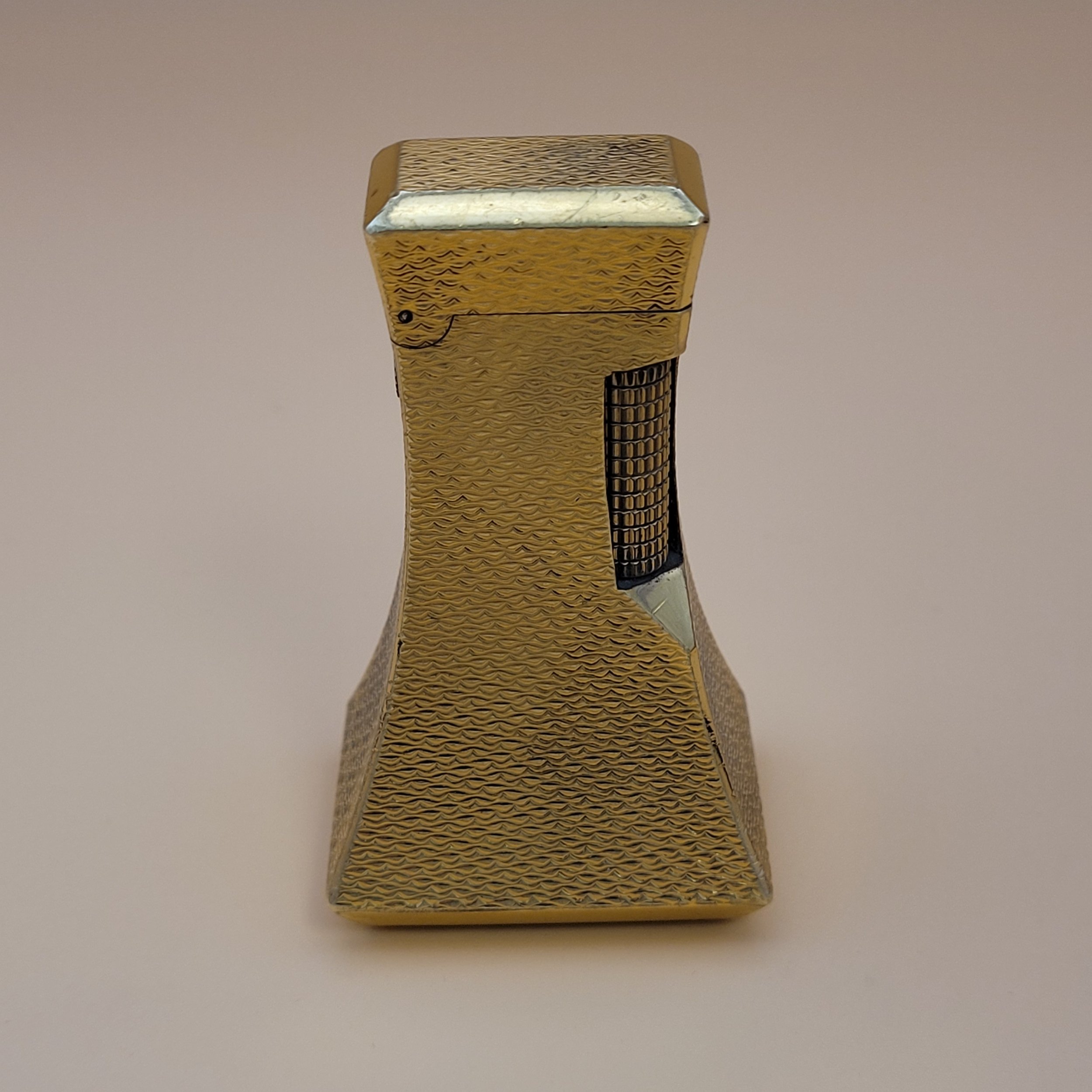 Alfred Dunhill Wheatsheaf Fish Scales Table Lighter