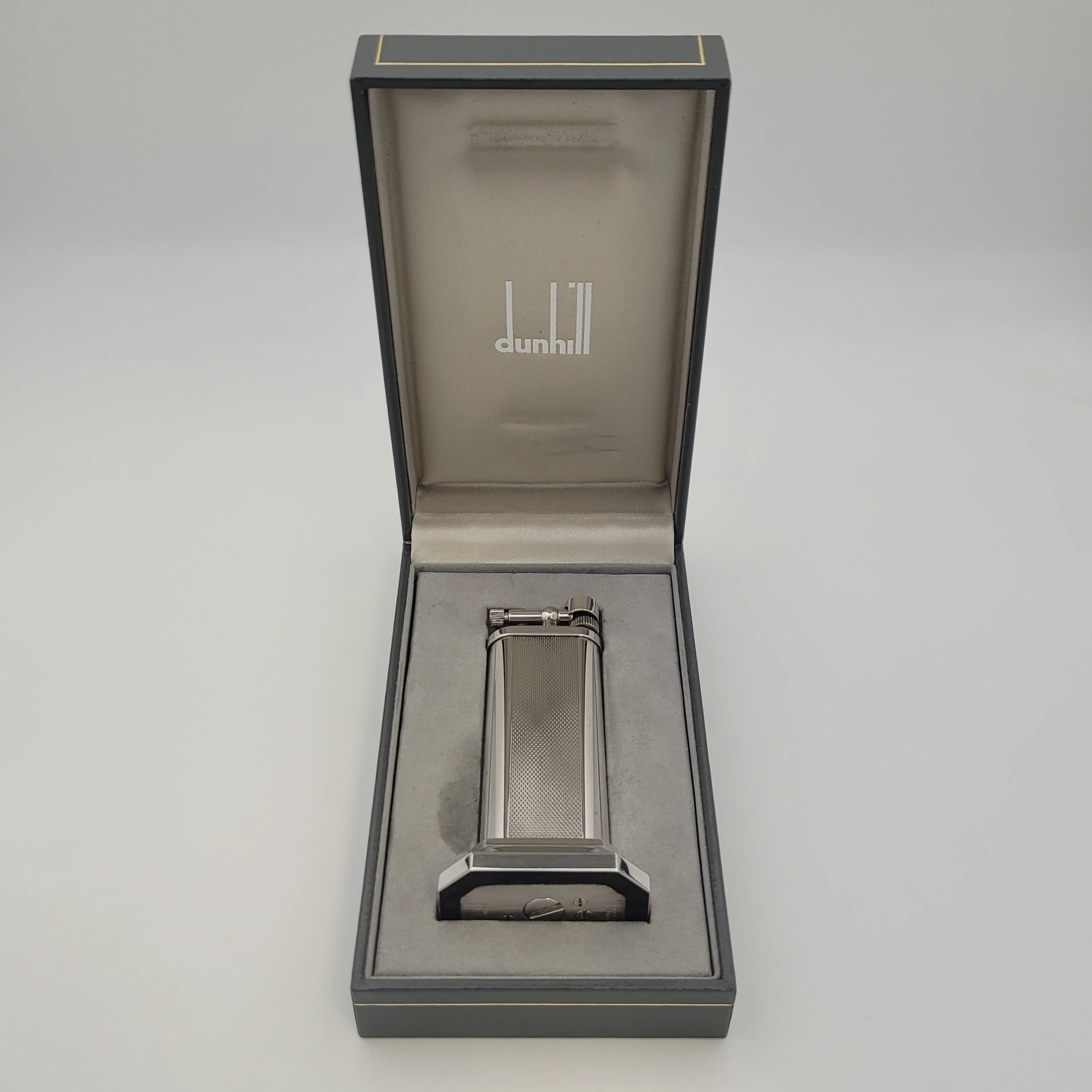 Alfred Dunhill Unique Silver Plated Barley Table Lighter