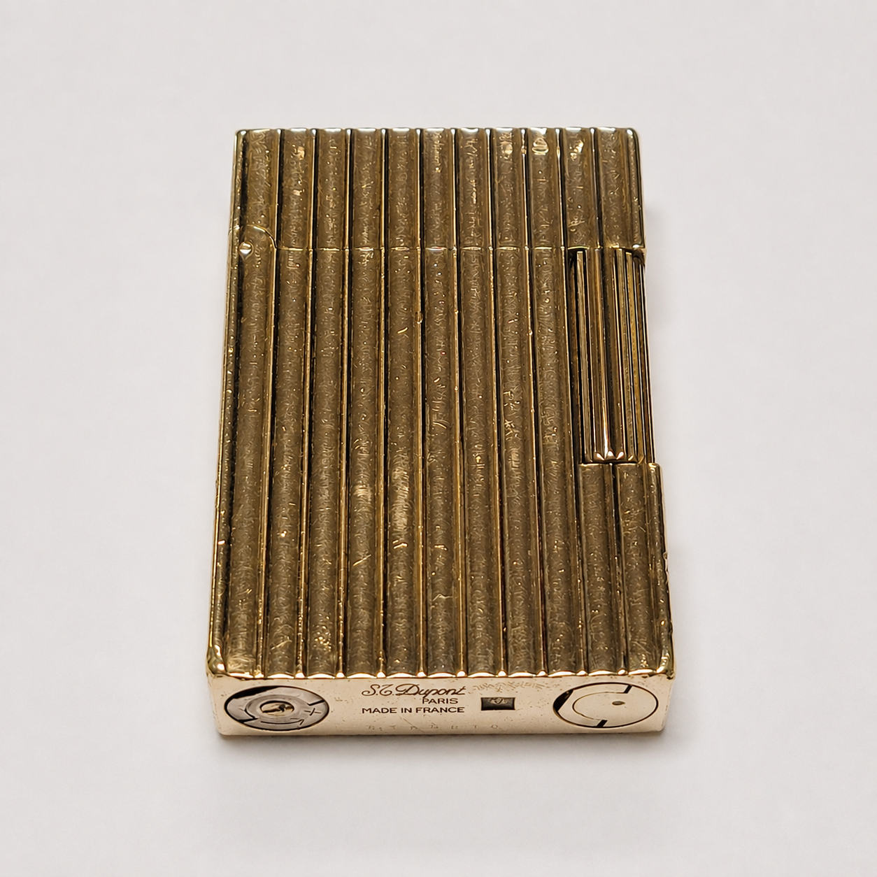 S.T. Dupont Ligne 2 Small Gold Plated & Columns Lighter