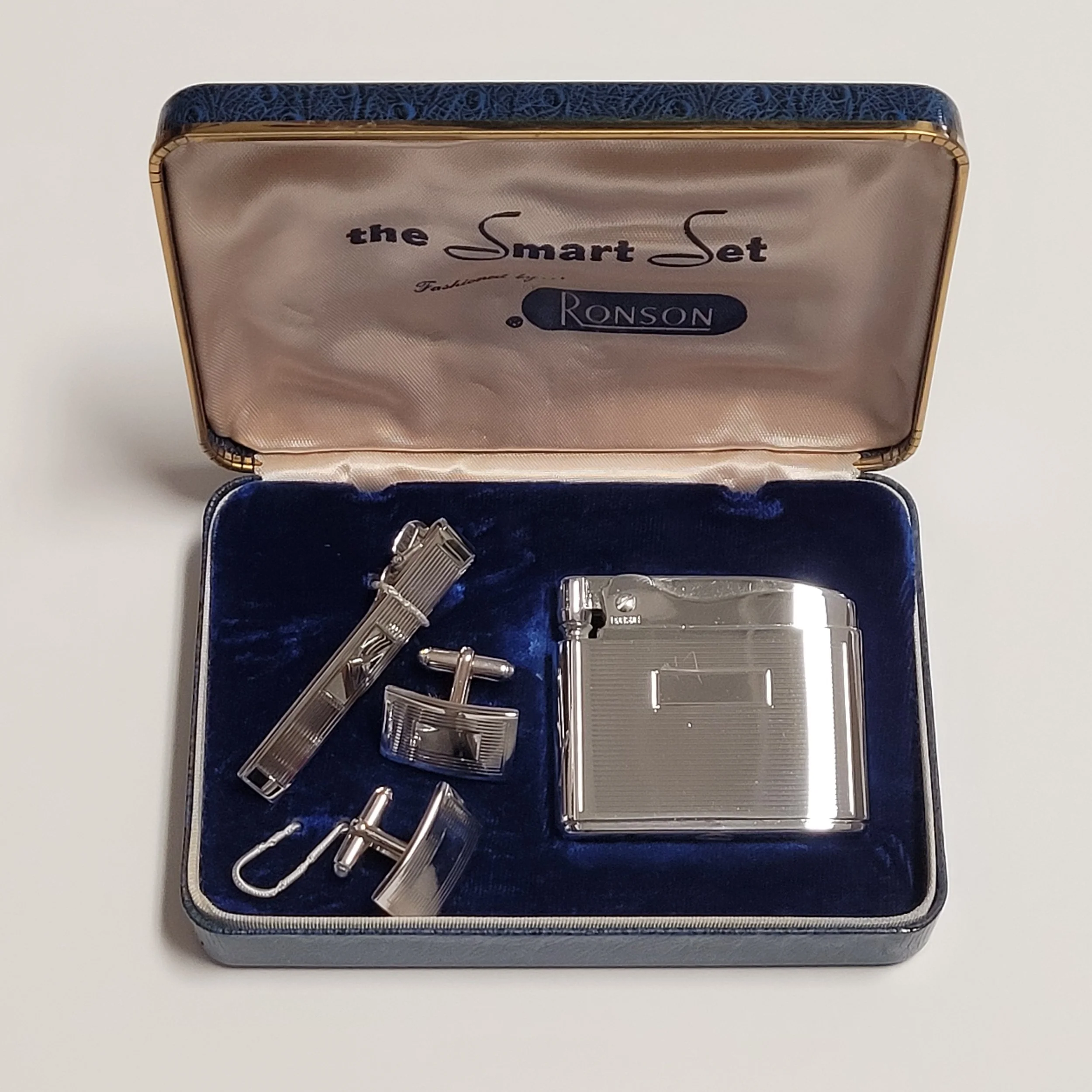 1940s Ronson Adonis Lighter & Tie Bar / Cuff Links Set