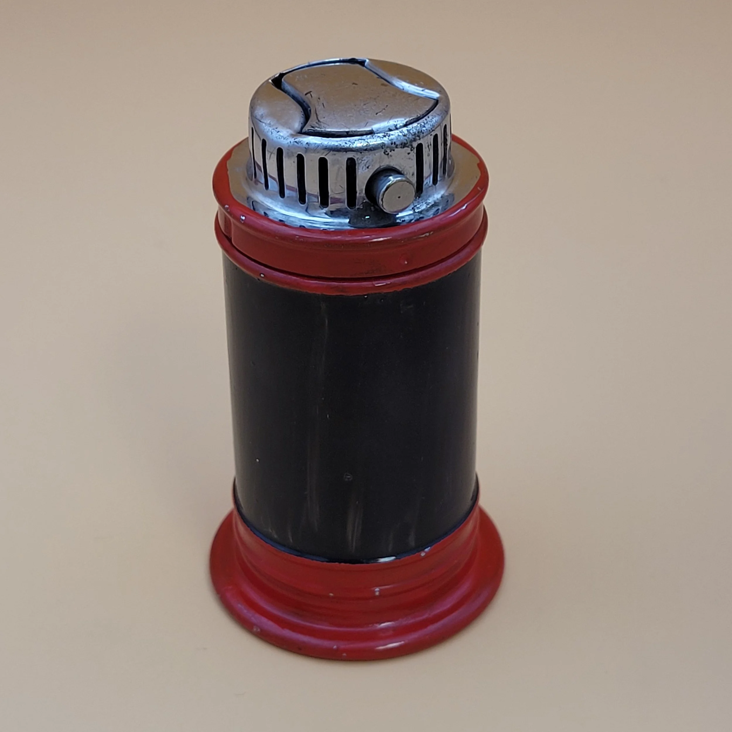 Vintage Chase Art Deco Red & Black Enamel Table Lighter