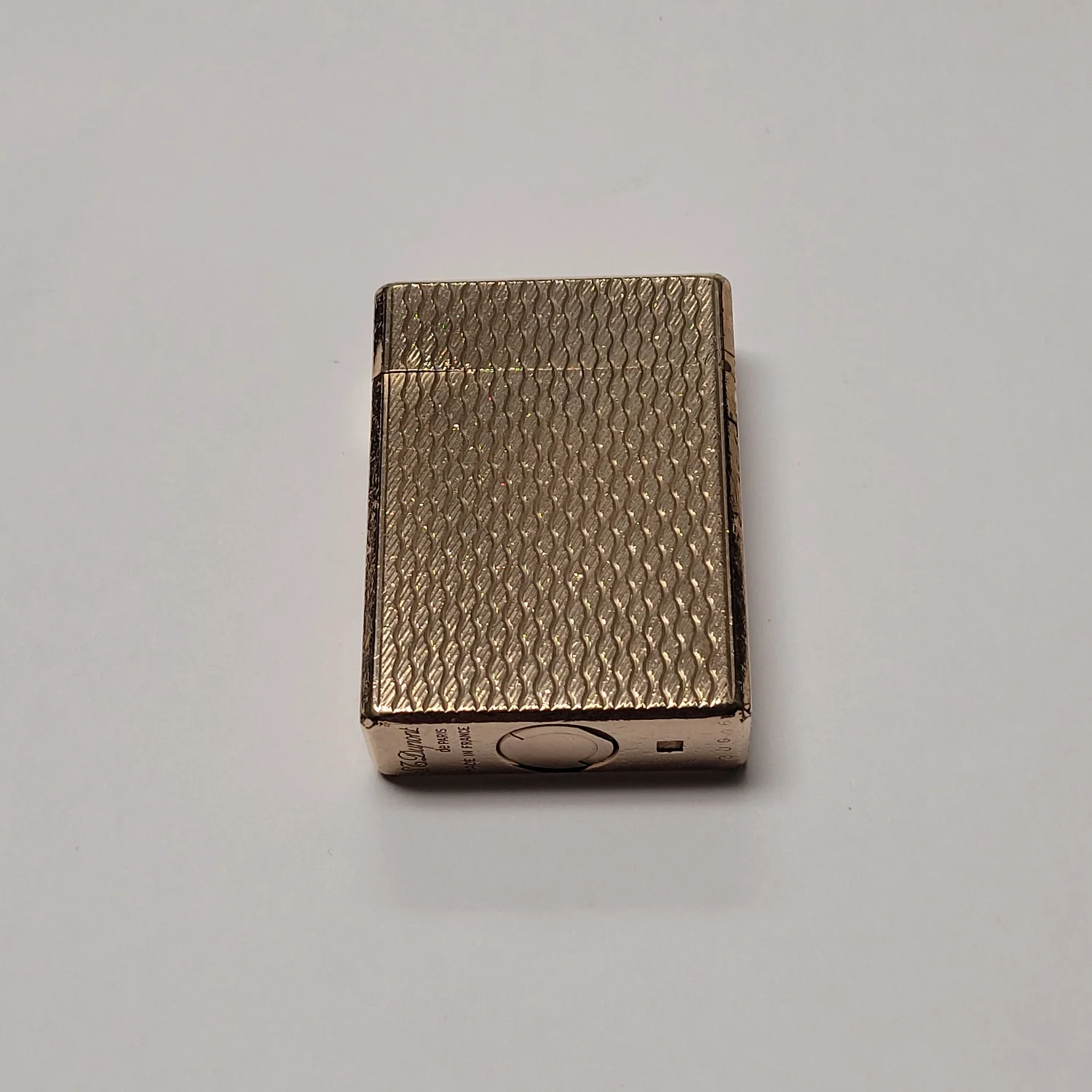 S.T. Dupont Ligne 1 Wavy Lines Gold Plated — Elegant Lighters 