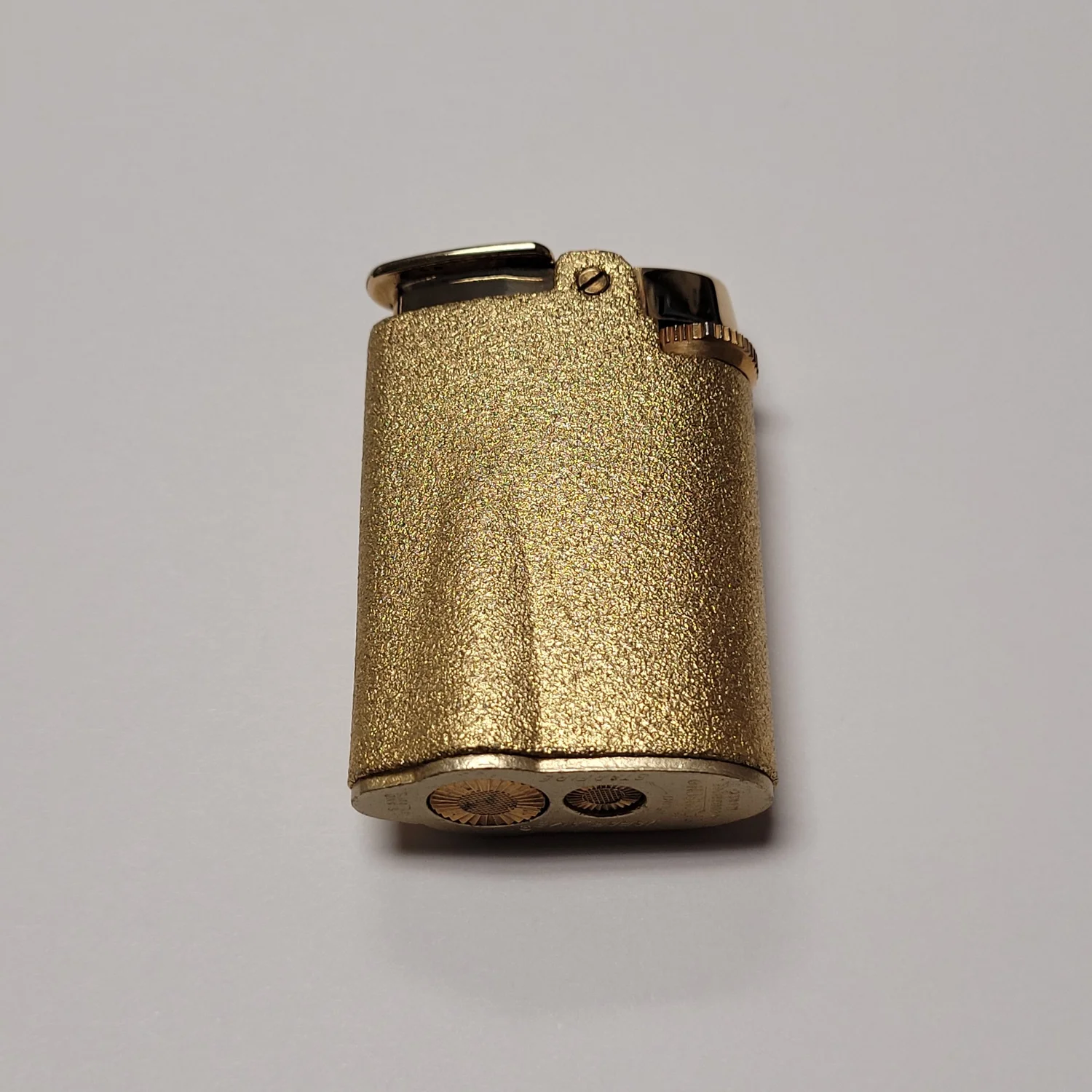Ronson Varaflame Starfire Gold Tone Satin Finish — Elegant 