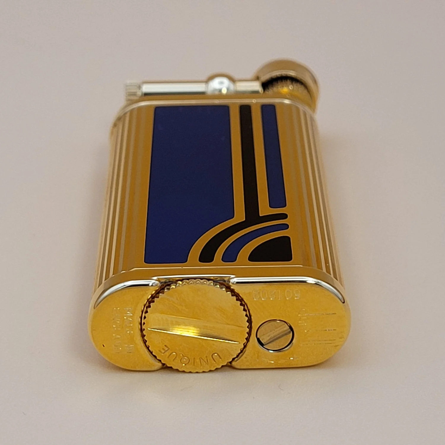 Alfred Dunhill Unique Ocean View Lift Arm Lighter — Elegant 