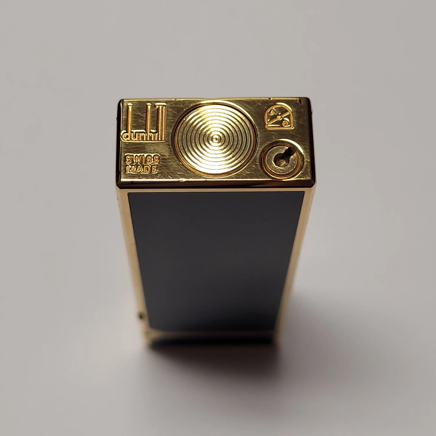 Alfred Dunhill Rollagas Lapis Lazuli Lacquer Lighter — Elegant 