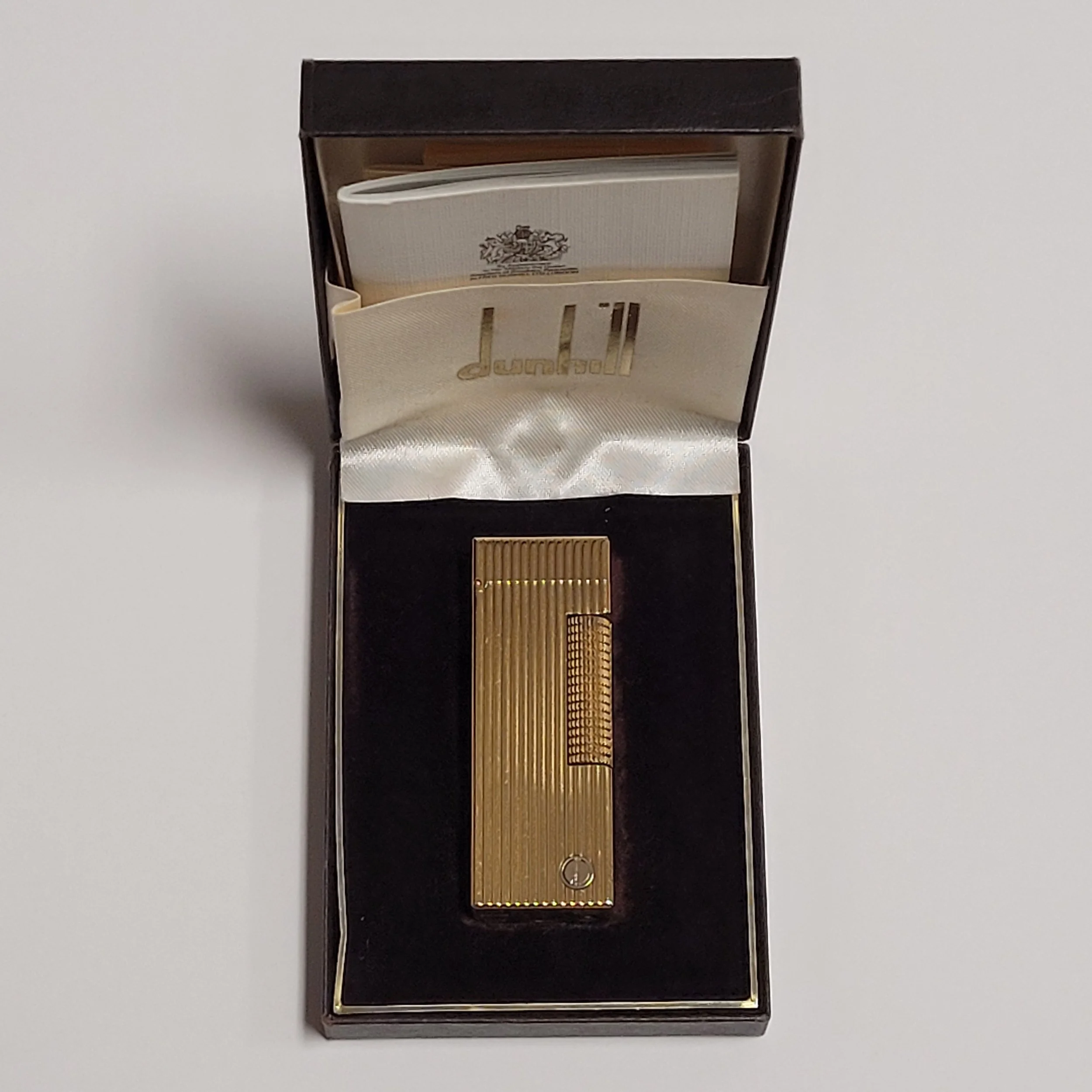 Alfred Dunhill Rollagas Columns & Gold Plated Lighter