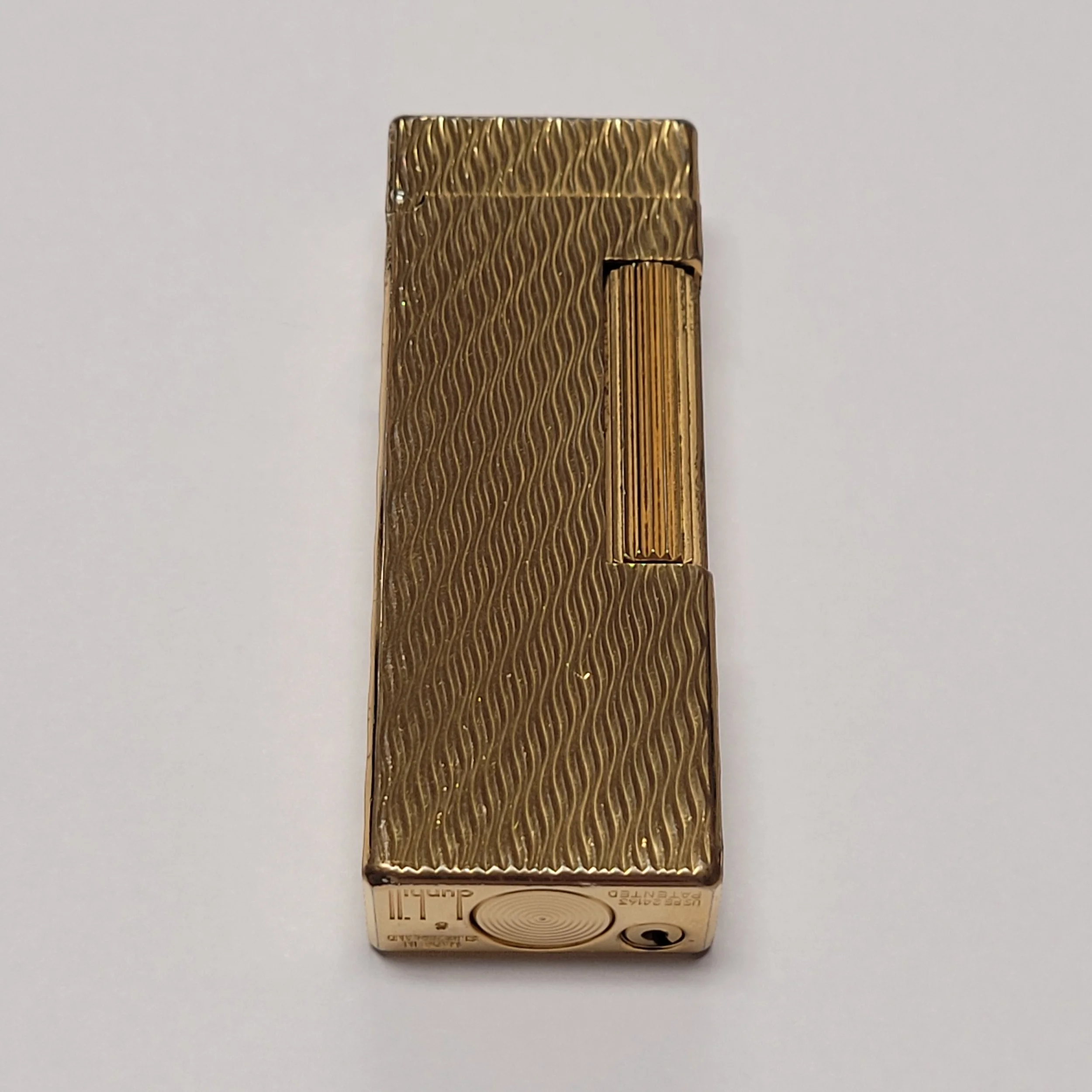 Alfred Dunhill Rollagas Gold Plated & Wavy Lighter