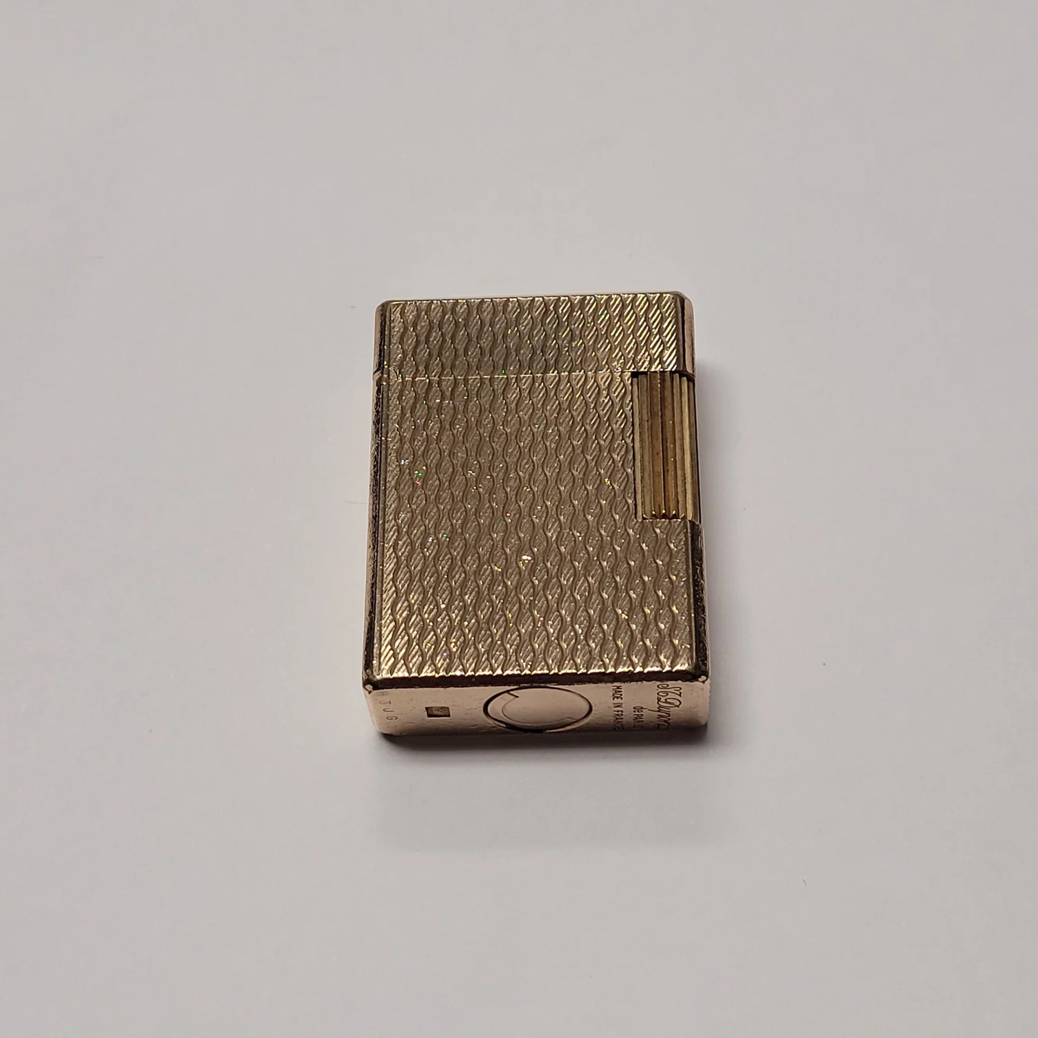 S.T. Dupont Ligne 1 Wavy Lines Gold Plated — Elegant Lighters 