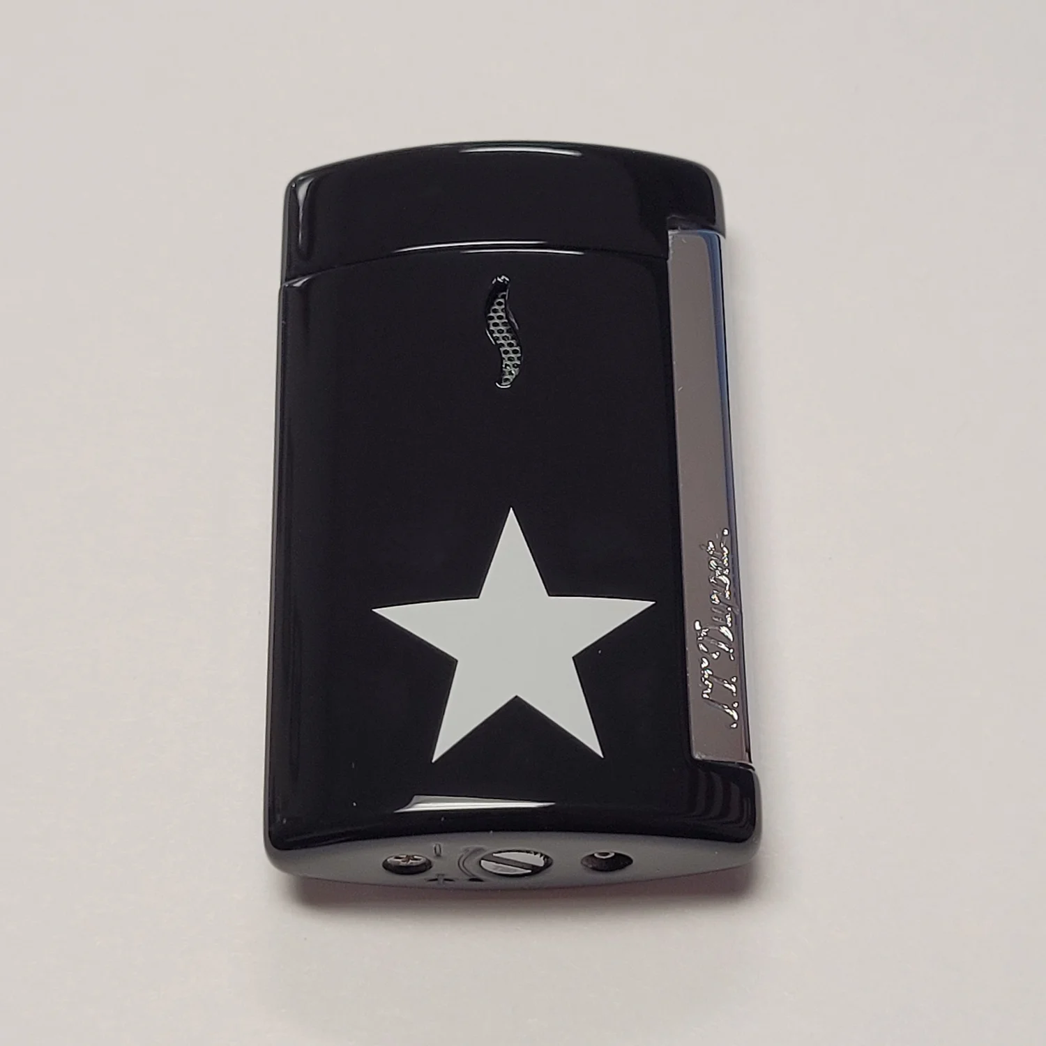 S.T. Dupont Minijet Black & White Star Lighter 10531 — Elegant 