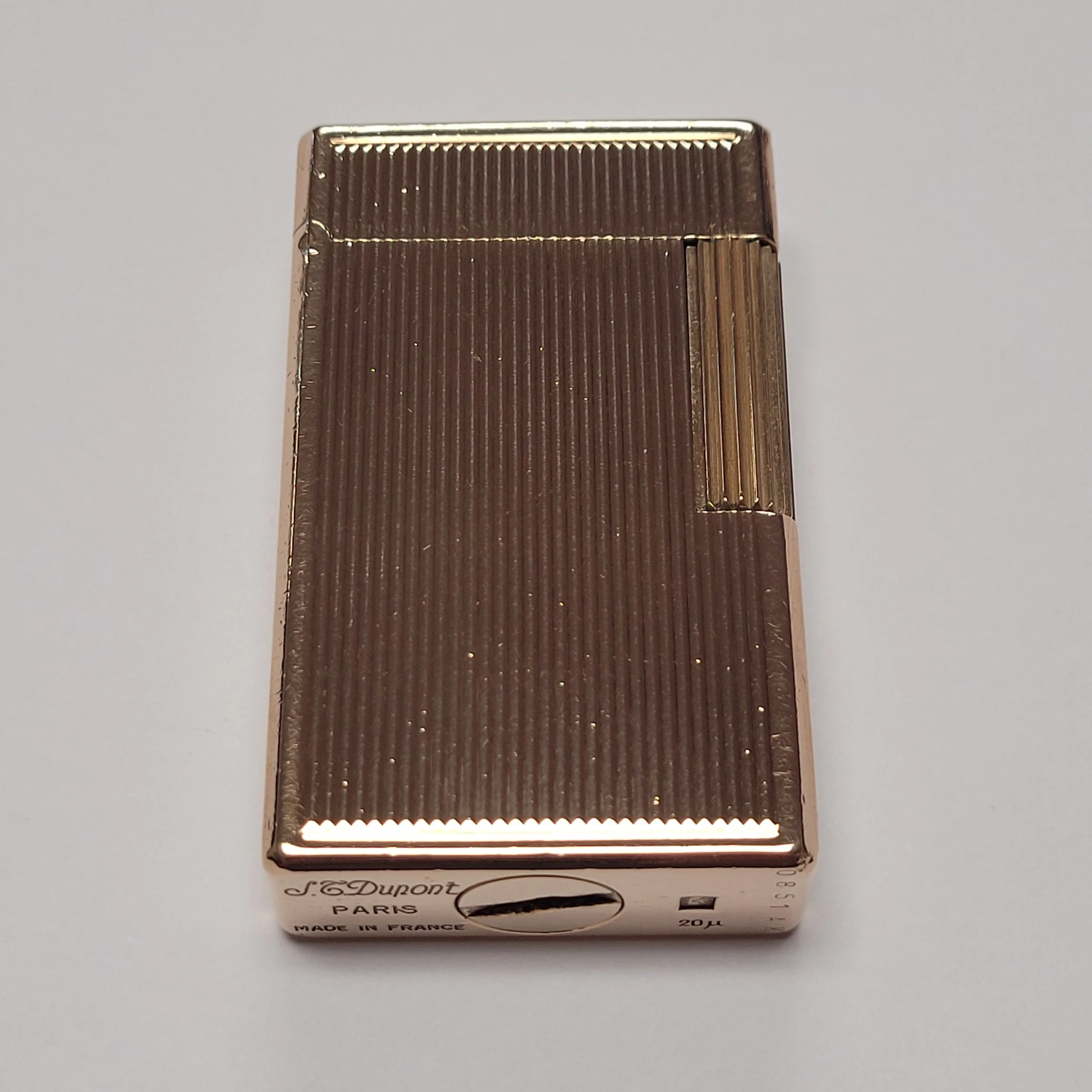 S.T. Dupont Standard Gold Plated Lines Lighter
