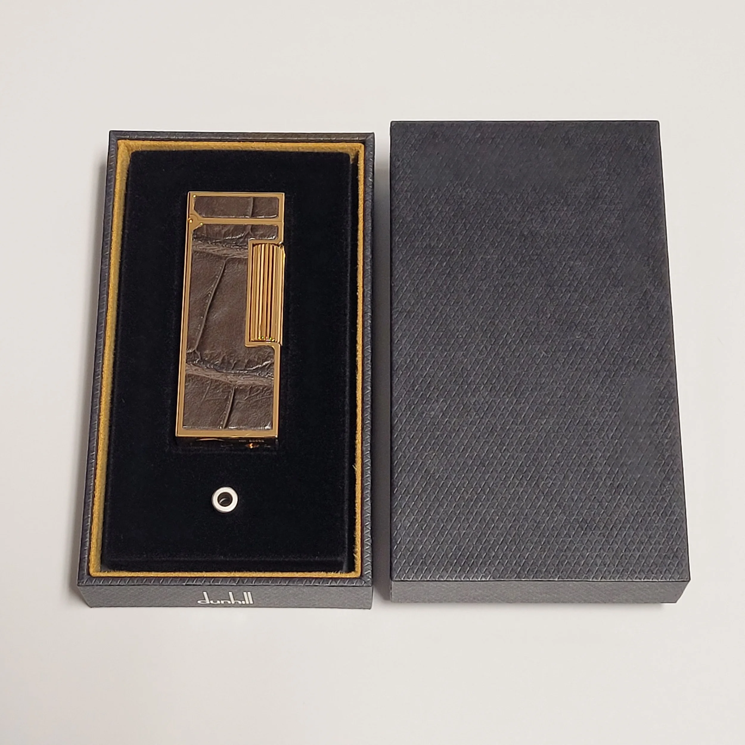 Alfred Dunhill Rollagas 2 Genuine Alligator Skin Lighter