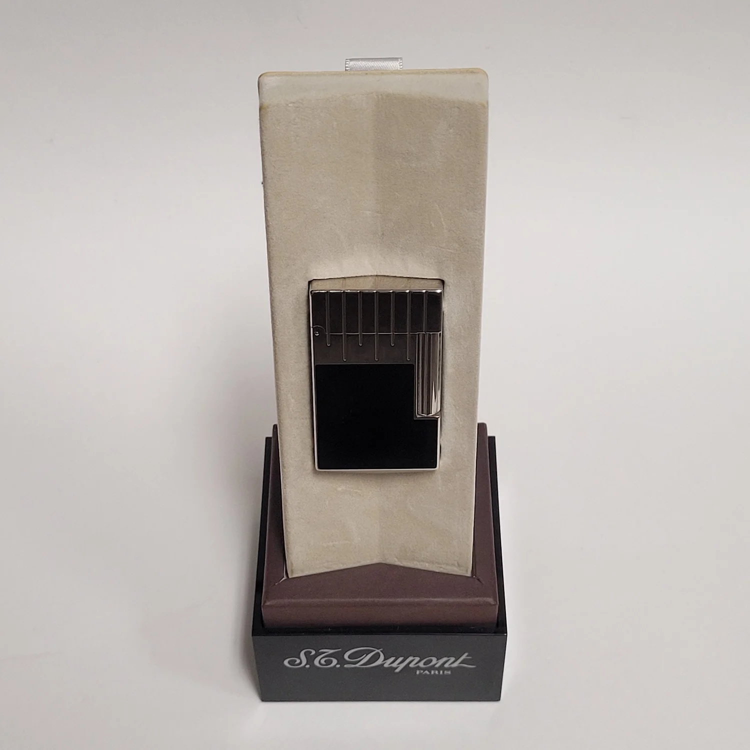 S.T. Dupont Ligne 2 Perspective 2000 Limited Edition — Elegant 