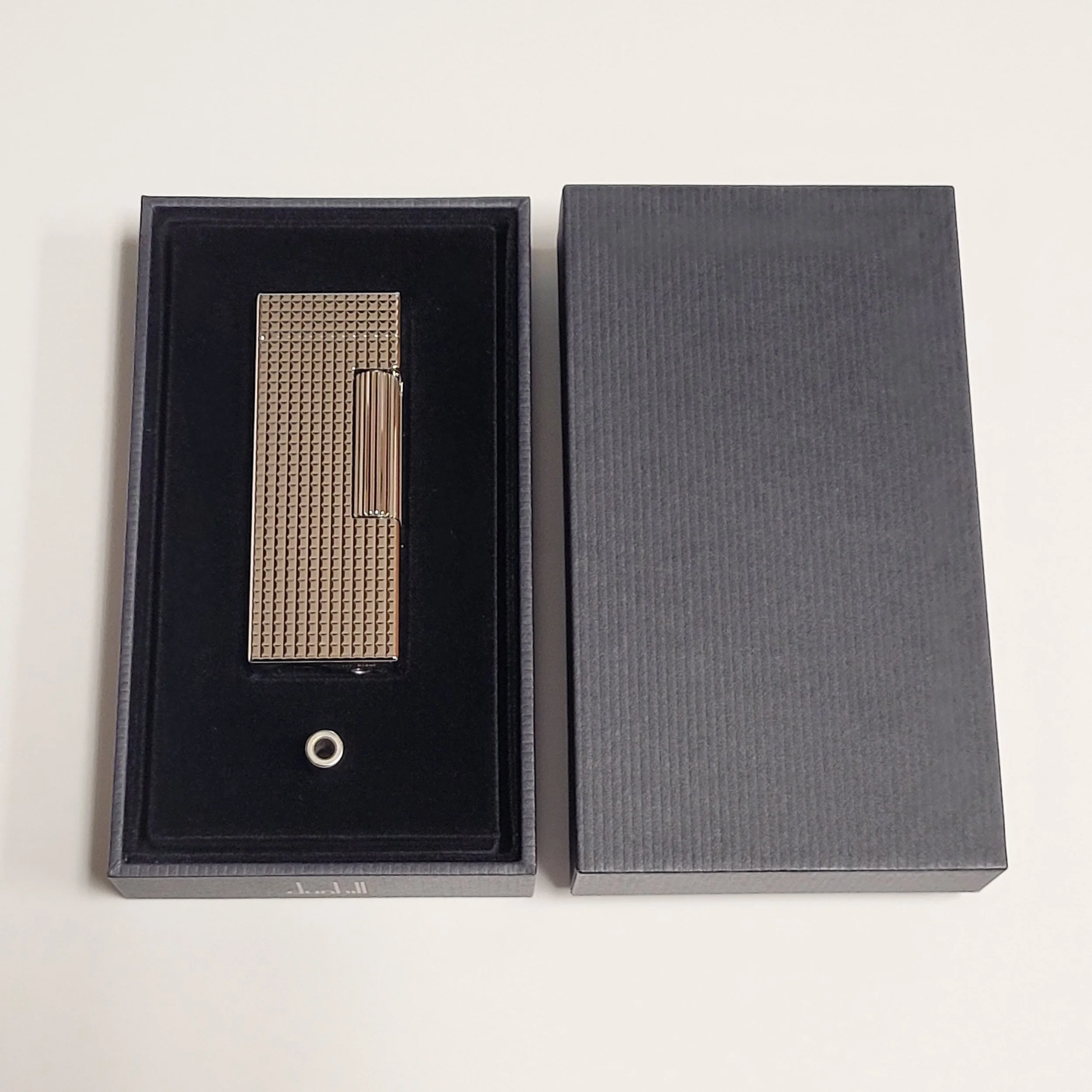 Alfred Dunhill Rollagas 2 Palladium Hobnail Lighter