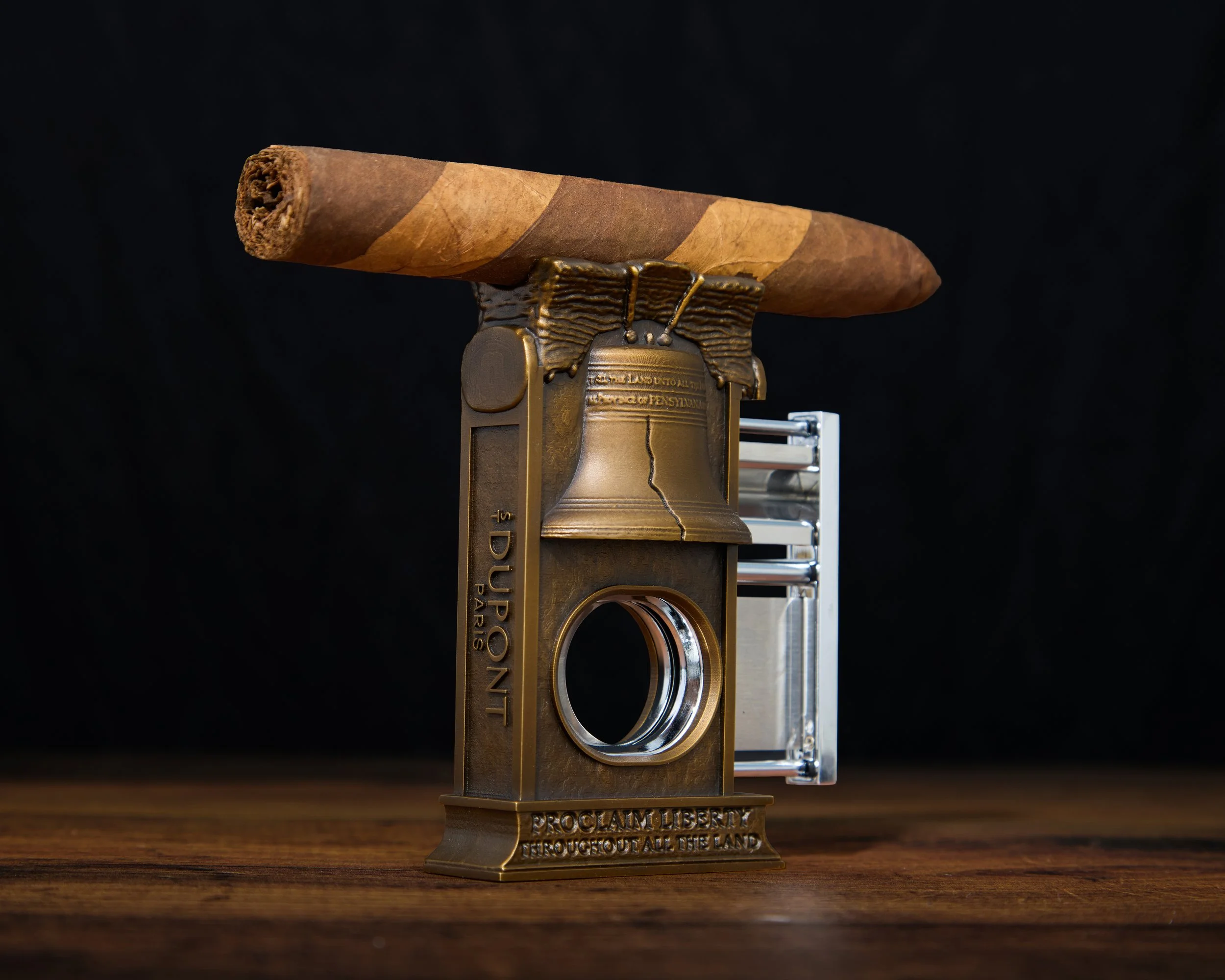 DUPONT-HC-12.jpg