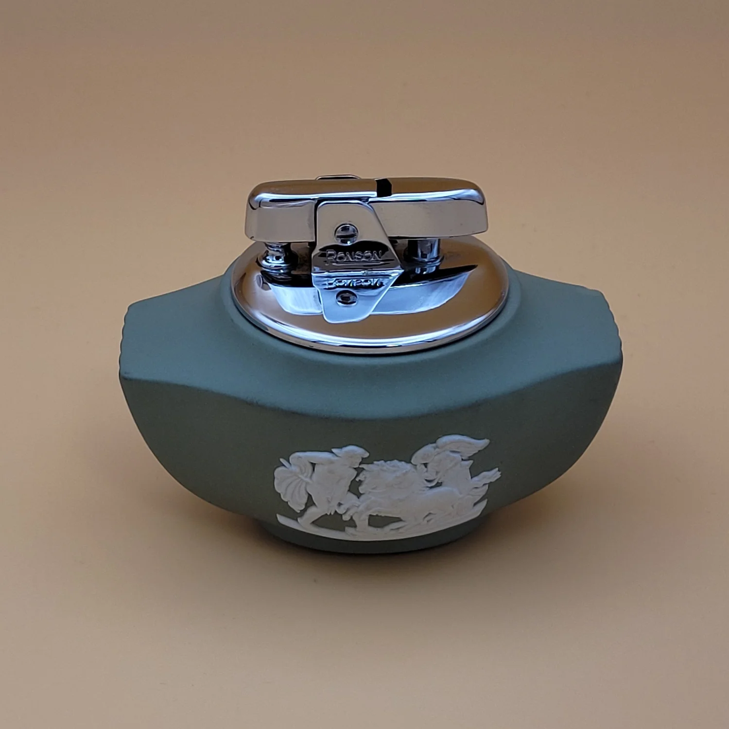 1960's Ronson Wedgewood Ulysses Petrol Table Lighter — Elegant Lighters ::  Selling & repairing high-end and vintage lighters since 1957! – S.T. 