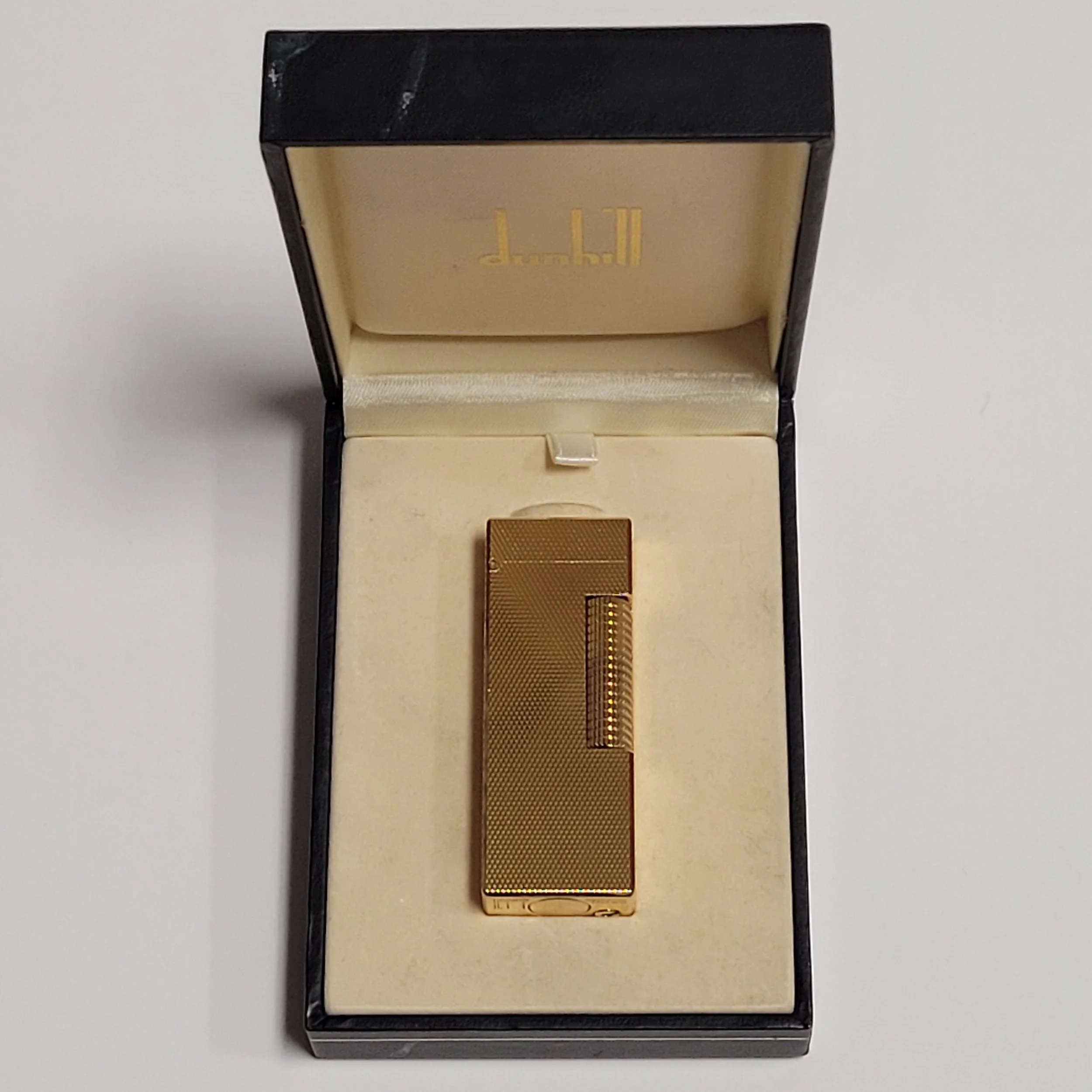 Alfred Dunhill Rollagas Gold Plated & Barley Lighter