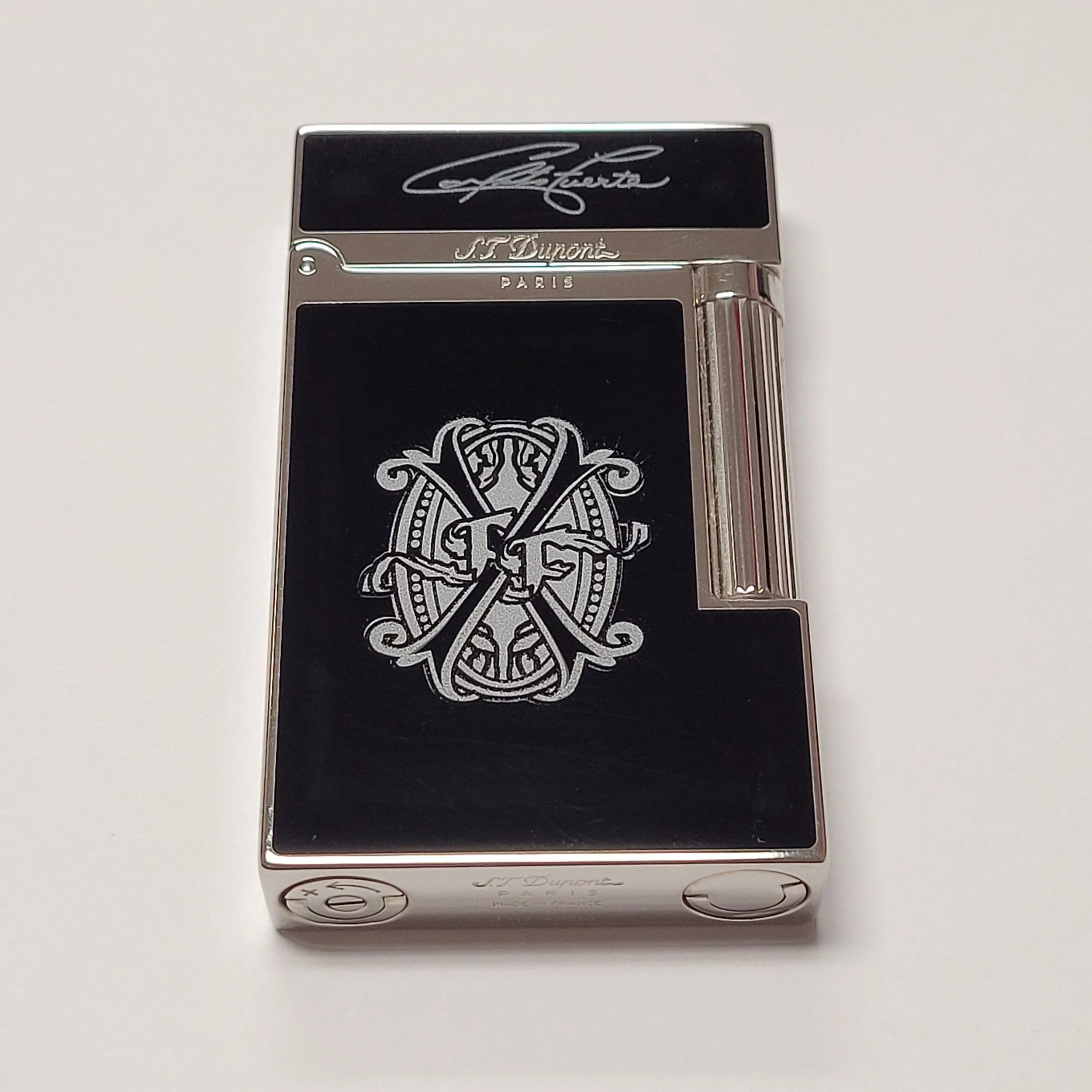 S.T. Dupont Ligne 2 Limited Edition Fuente Opus X 131/140DUO Lighter